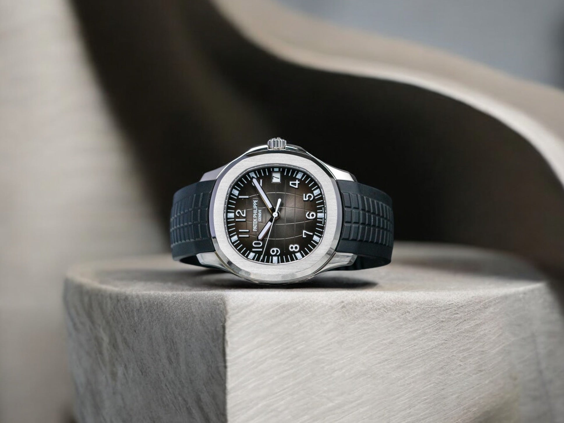 Have Patek Philippe Watches Outperformed the S&P 500 Over the Last 40 Years?