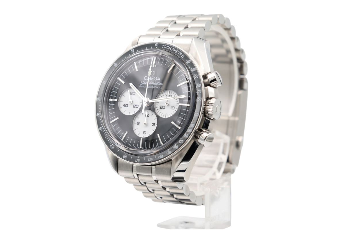Omega - Speedmaster – Black – 31030425001004 – 2026