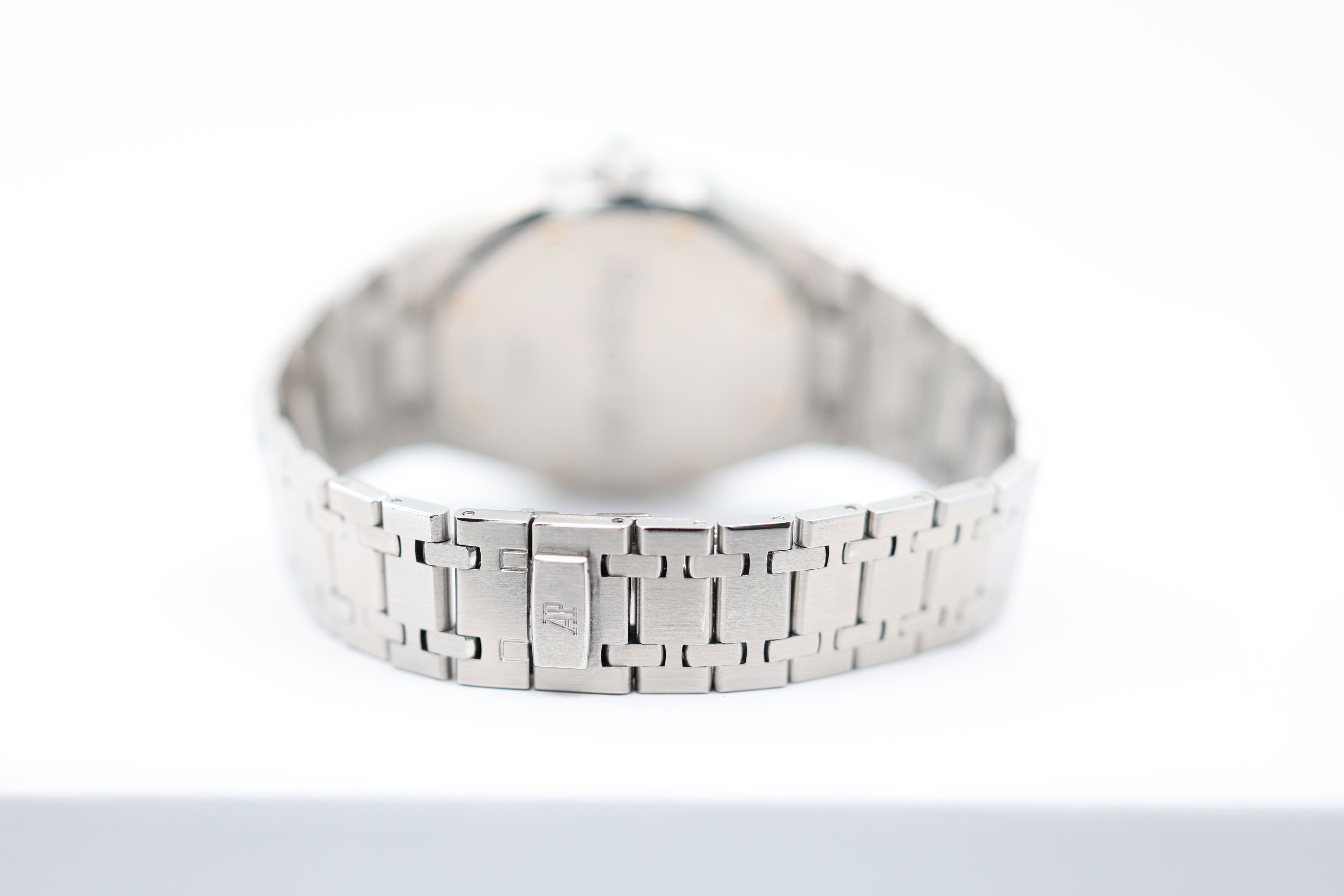 Audemars Piguet - Royal Oak - Blue Dial - 14790ST - 2001