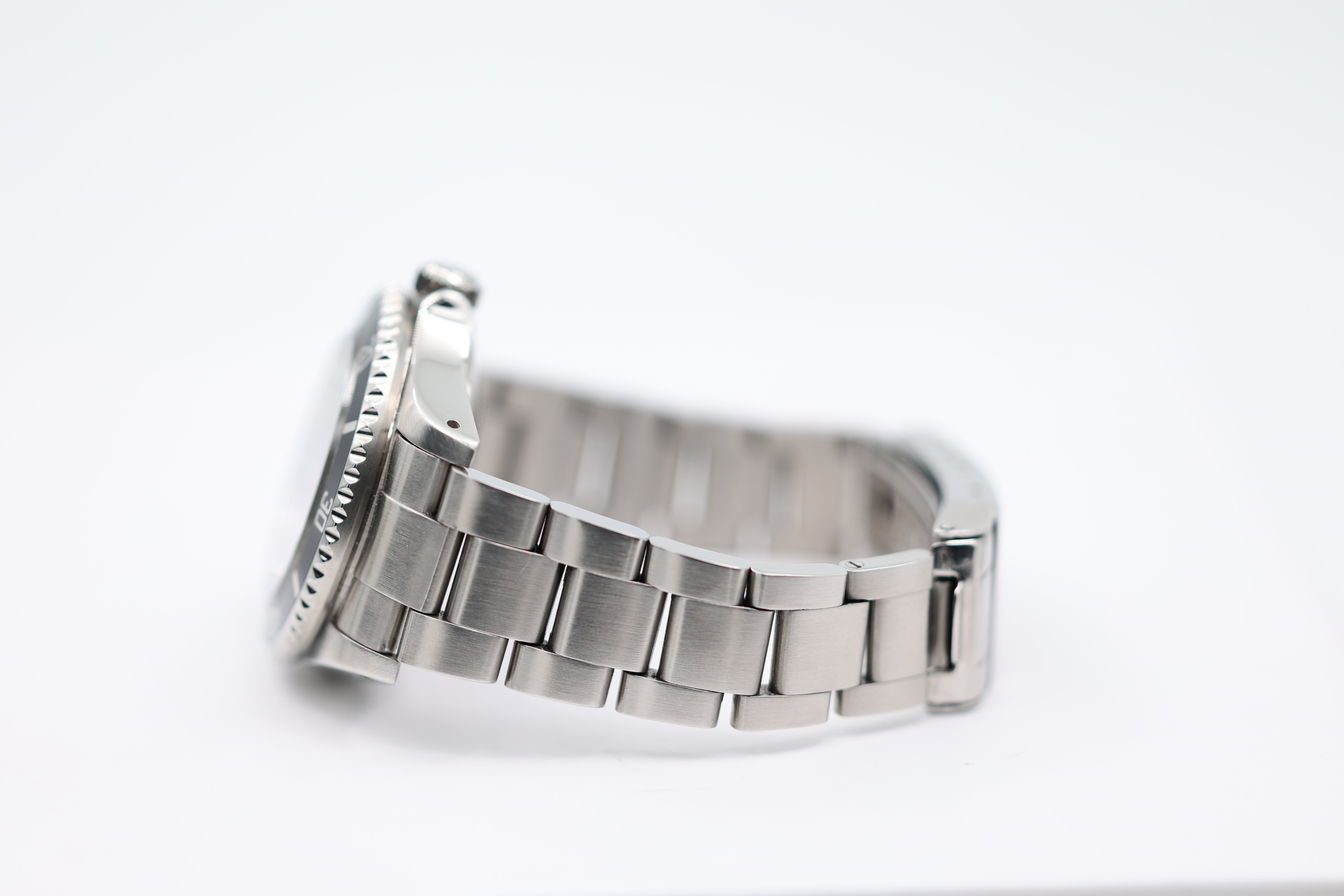 Rolex - Sea-Dweller - Black Dial - 16660 - 1984