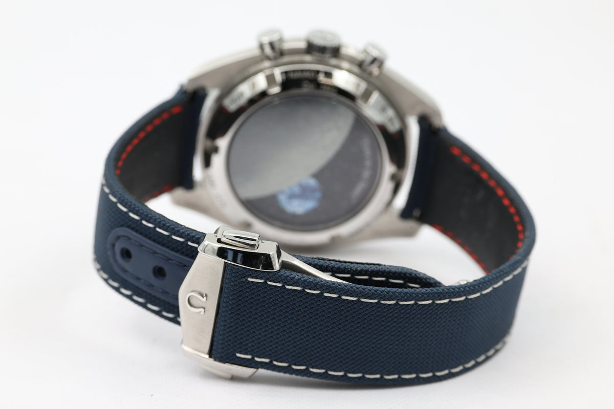 Omega - Speedmaster – Snoopy – 310.32.42.50.02.001 – 2023