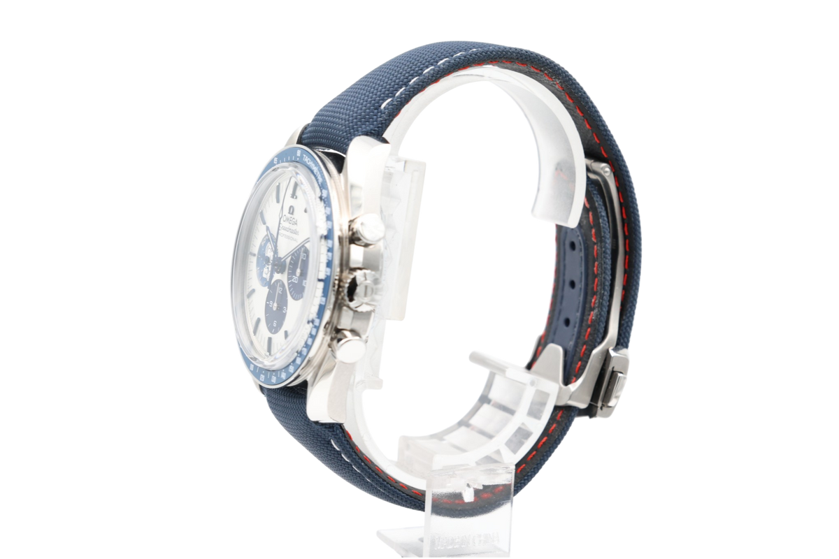 Omega - Speedmaster – Snoopy – 310.32.42.50.02.001 – 2023