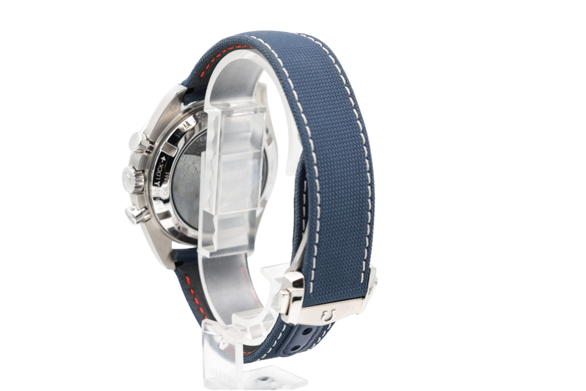 Omega - Speedmaster – Snoopy – 310.32.42.50.02.001 – 2023