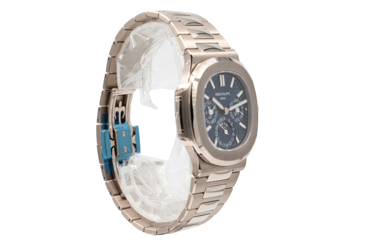 Patek Philippe - Nautilus – Blue – 5740/1G-001 – 2024