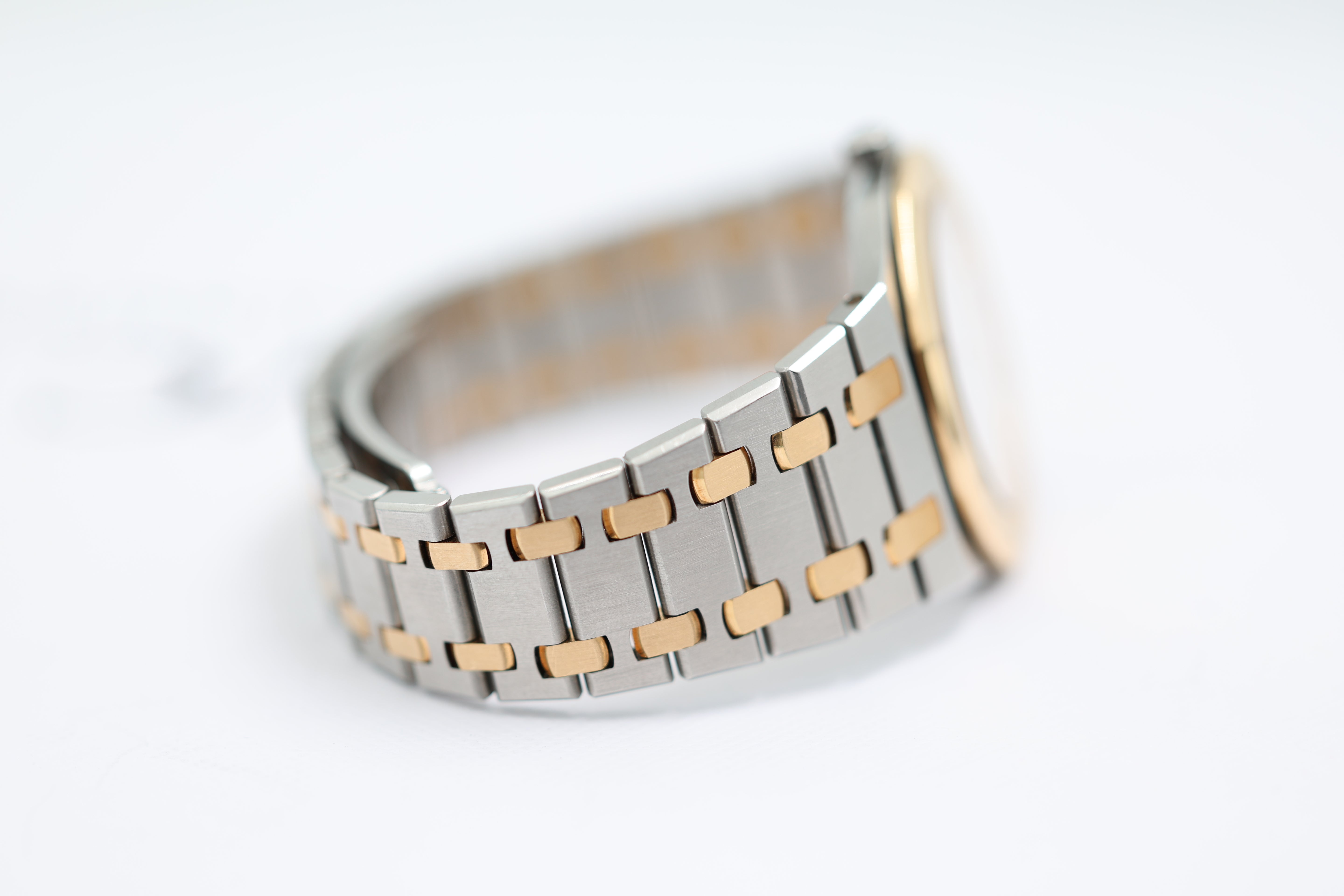 Audemars Piguet - Royal Oak - White Dial - 56175SA - Circa 1994