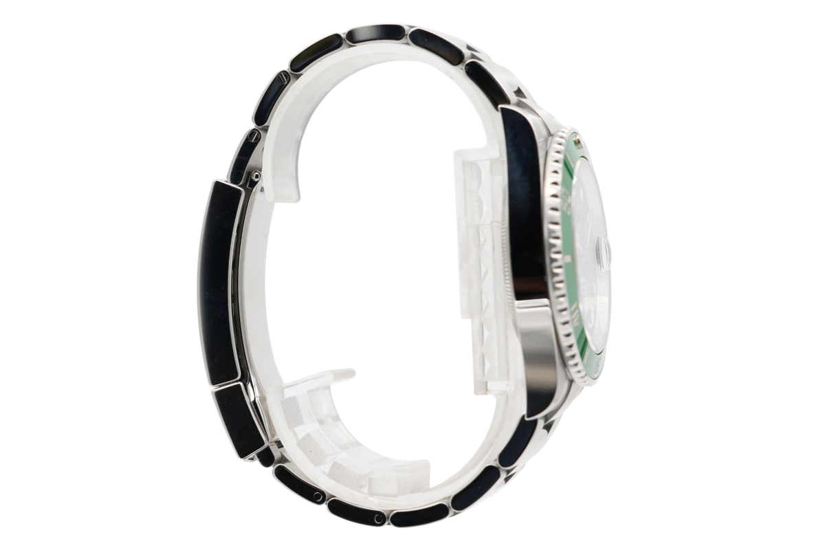 Rolex - Submariner – "Starbucks" – 126610LV – 2026