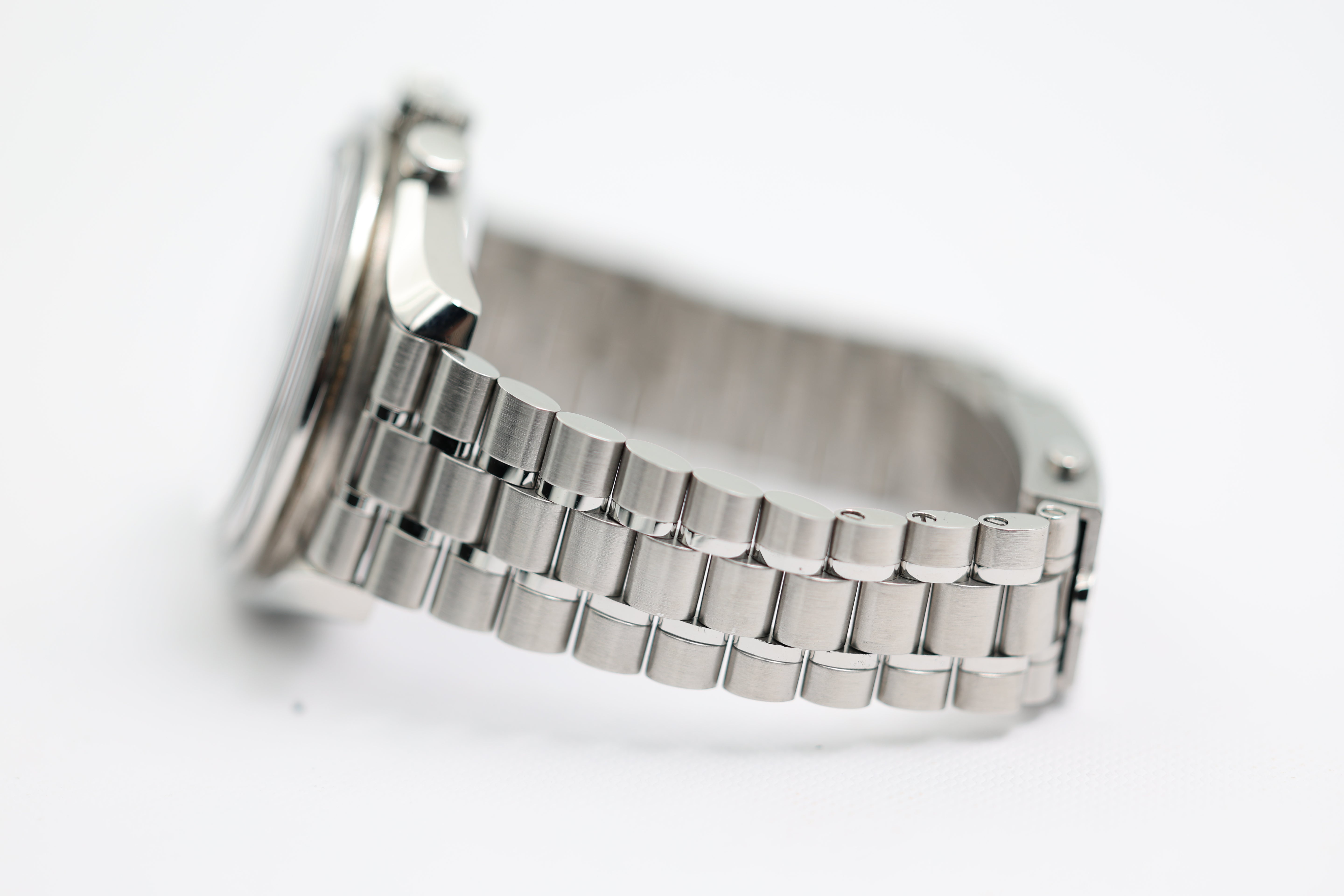 Omega - Speedmaster - "Sapphire Sandwich" Black Dial - 310.30.42.50.01.002 - 2022