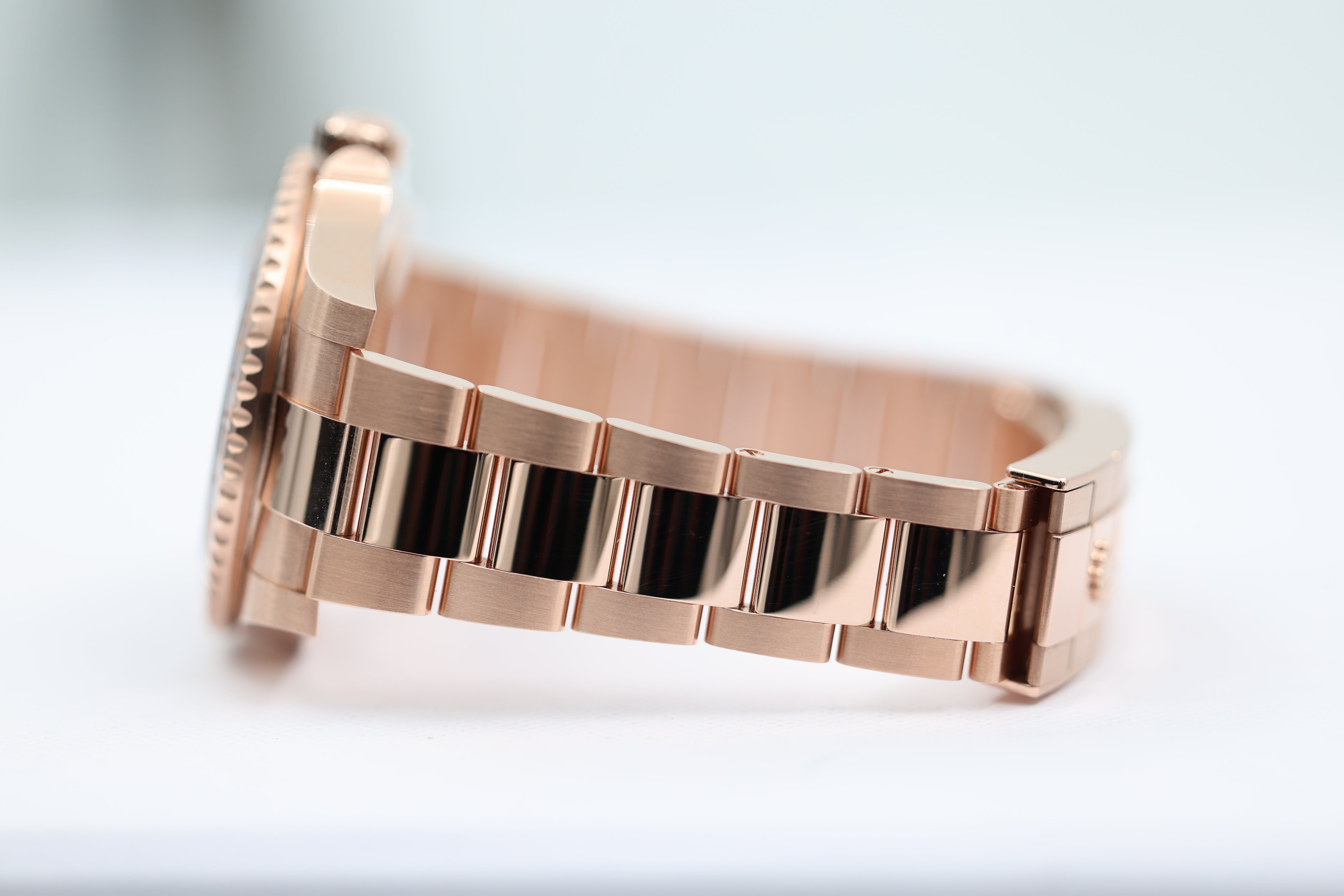 Rolex - GMT-Master II - "Rootbeer" Tiger Iron Dial - 126715CHNR - 2025