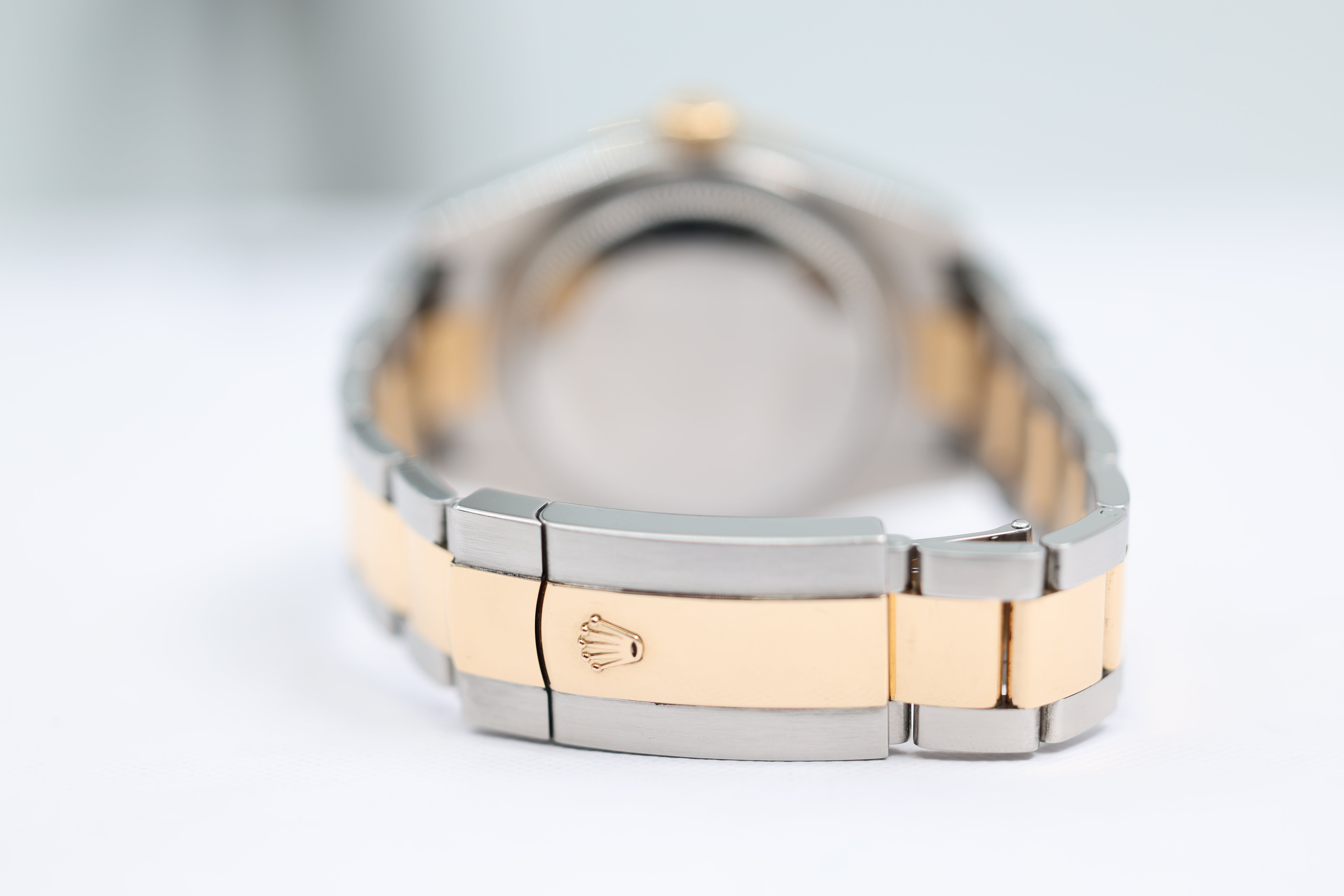 Rolex - Sky-Dweller - Champagne Dial - 326933 - 2020