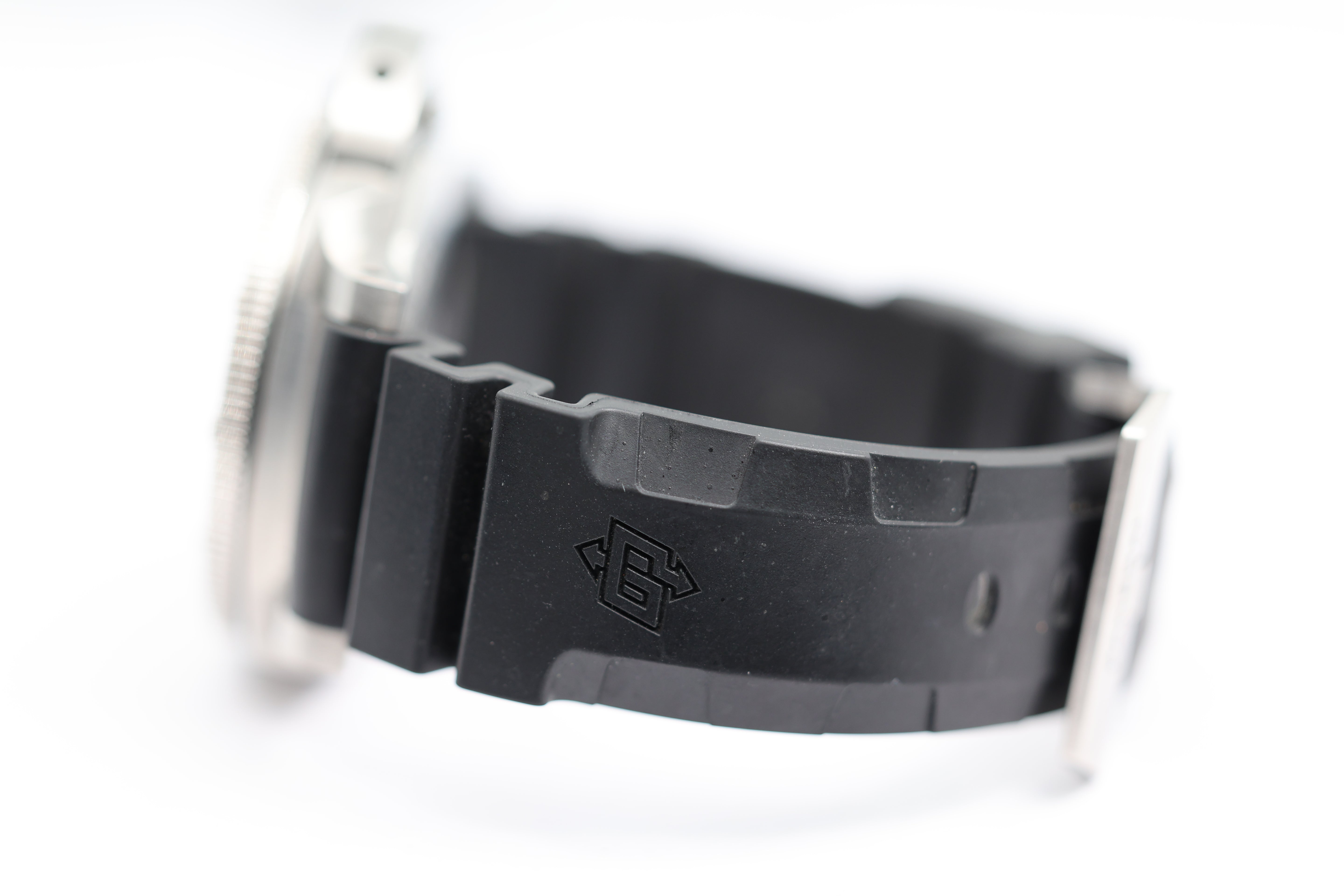 Panerai - Submersible - White Dial - PAM02223 - 2024