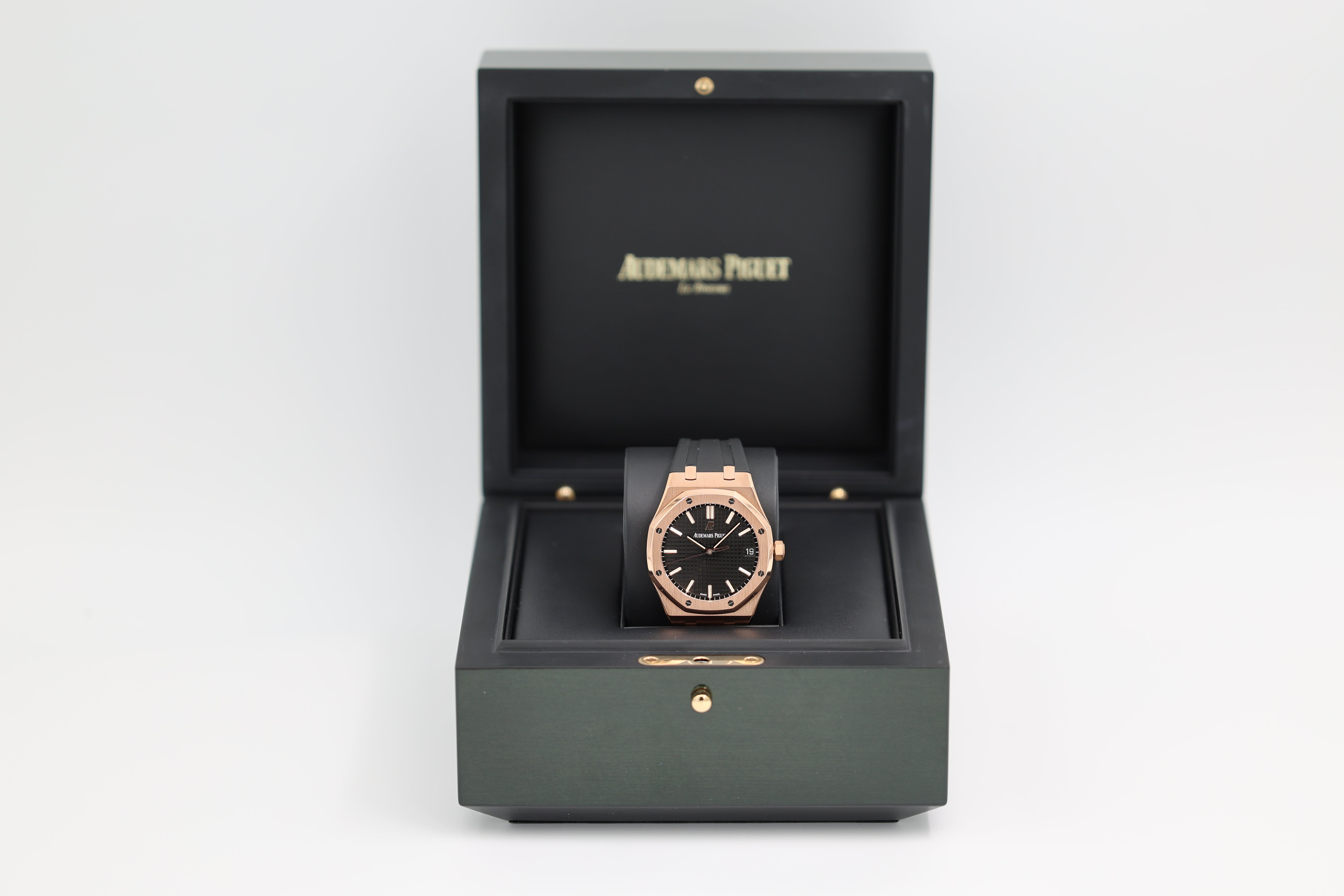 Audemars Piguet - Royal Oak - Black Dial - 15500OR - 2021