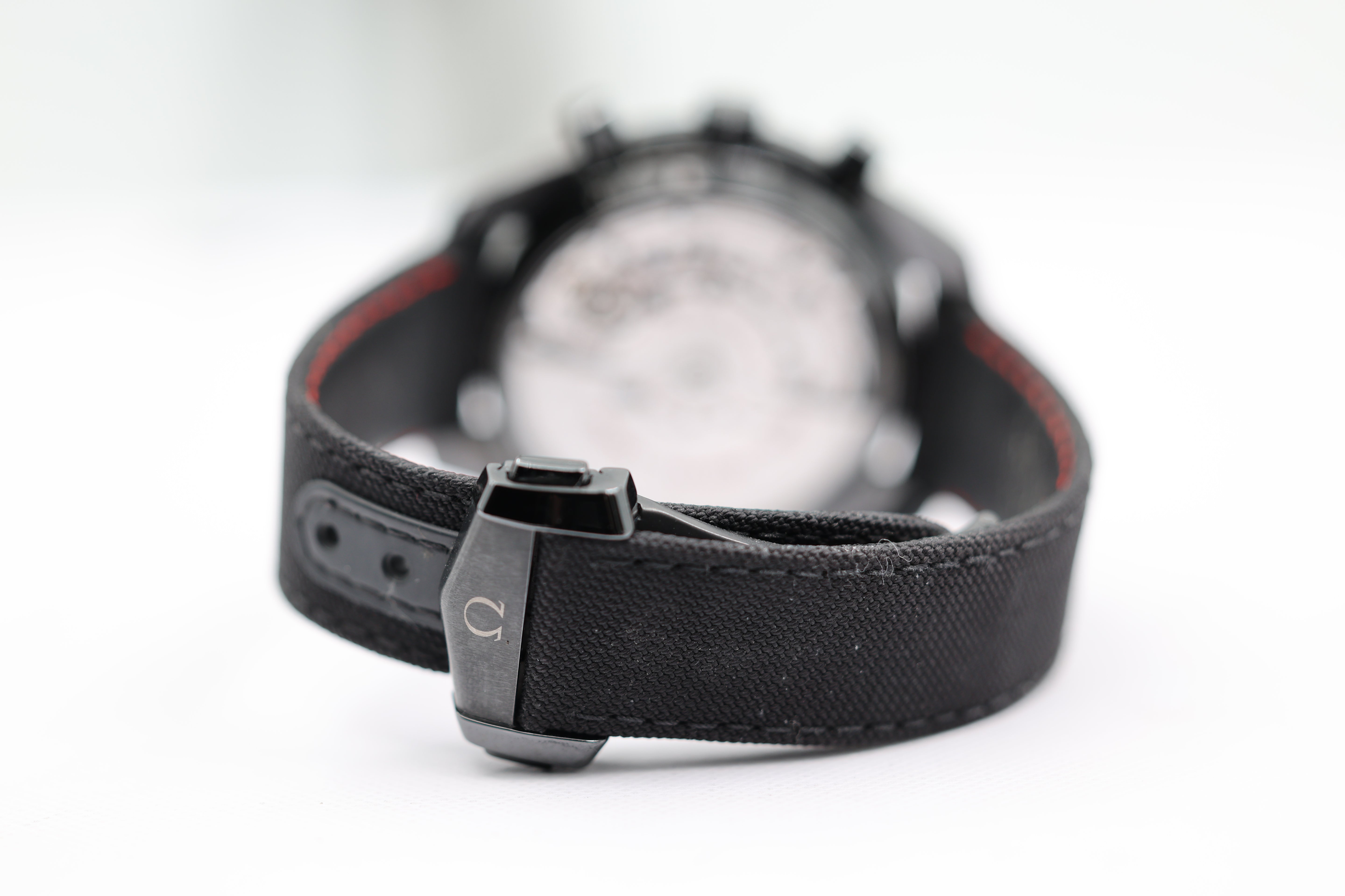 Omega - Speedmaster - "Dark Side of the Moon" - 311.92.44.51.01.007 - 2024