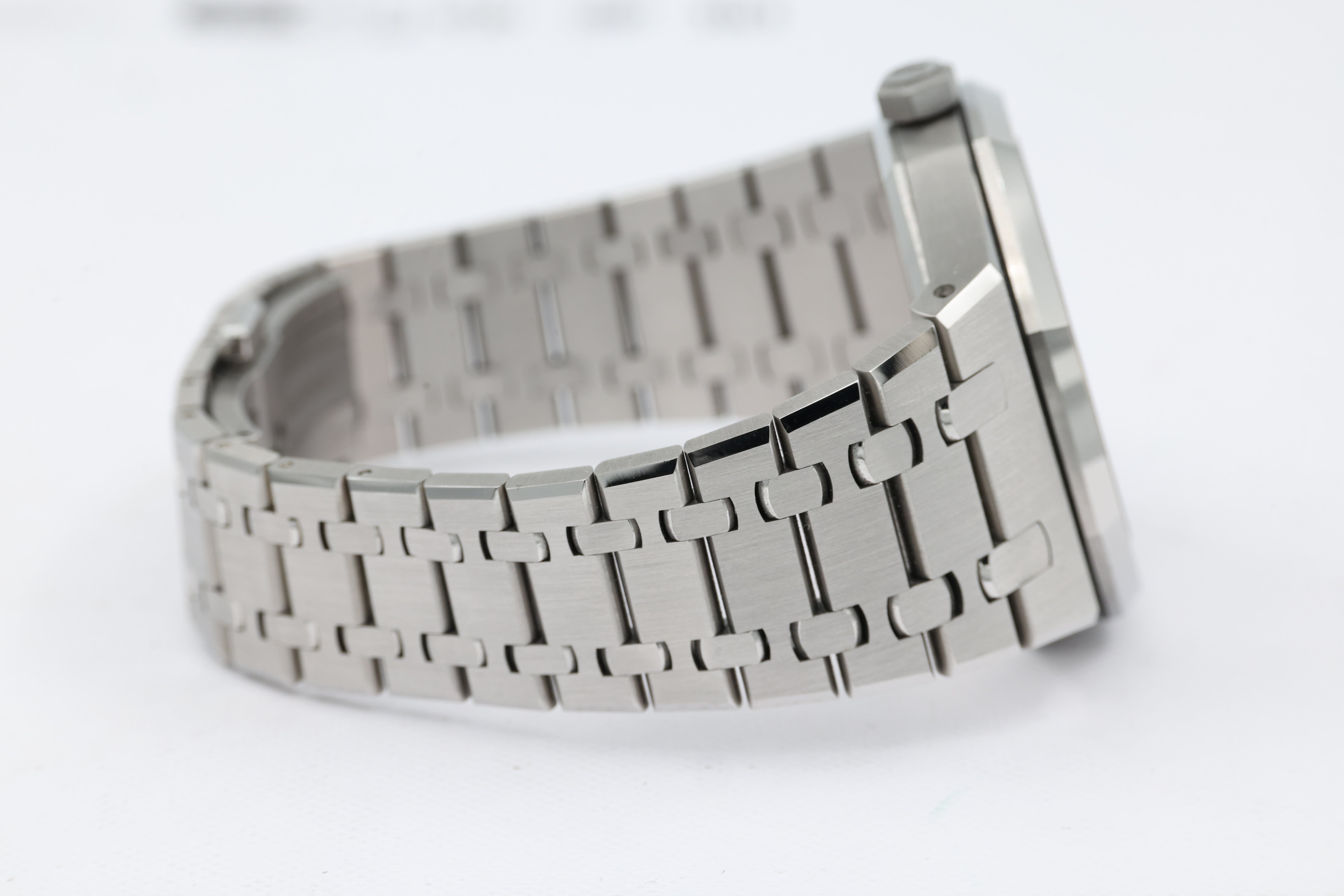 Audemars Piguet - Royal Oak - Black Dial - 15510ST - 2023