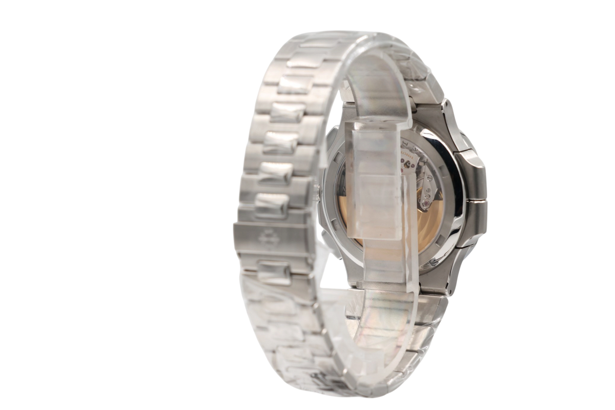 Patek Philippe - Nautilus – Grey – 5990/1A-001 – 2017