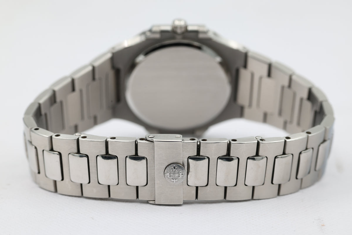 Patek Philippe - Nautilus – Blue – 3900 – 1990s