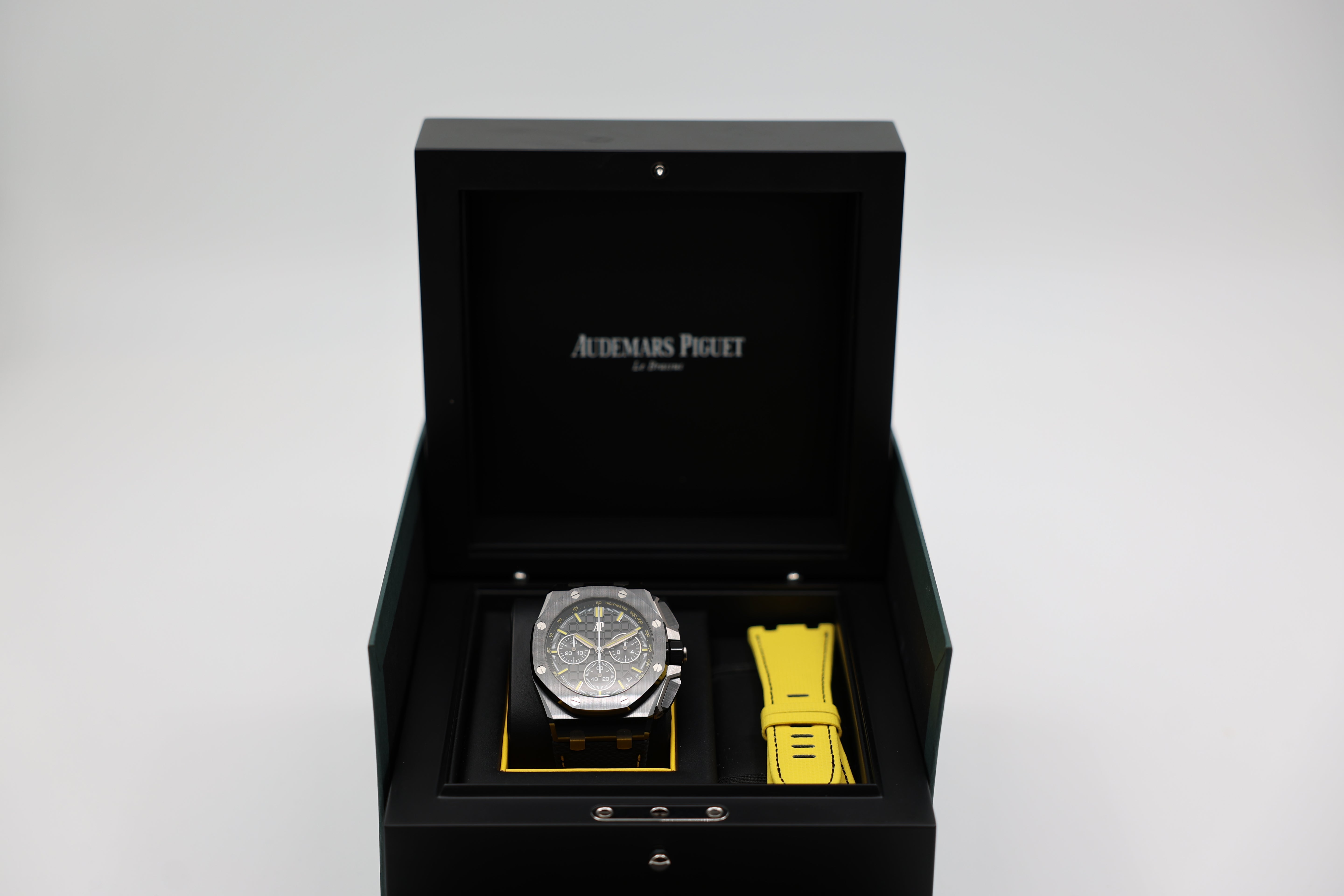 Audemars Piguet - Royal Oak Offshore Chronograph "End Of Days" - 26420CE.OO.A005VE.01 - 2023 - Black, Strap