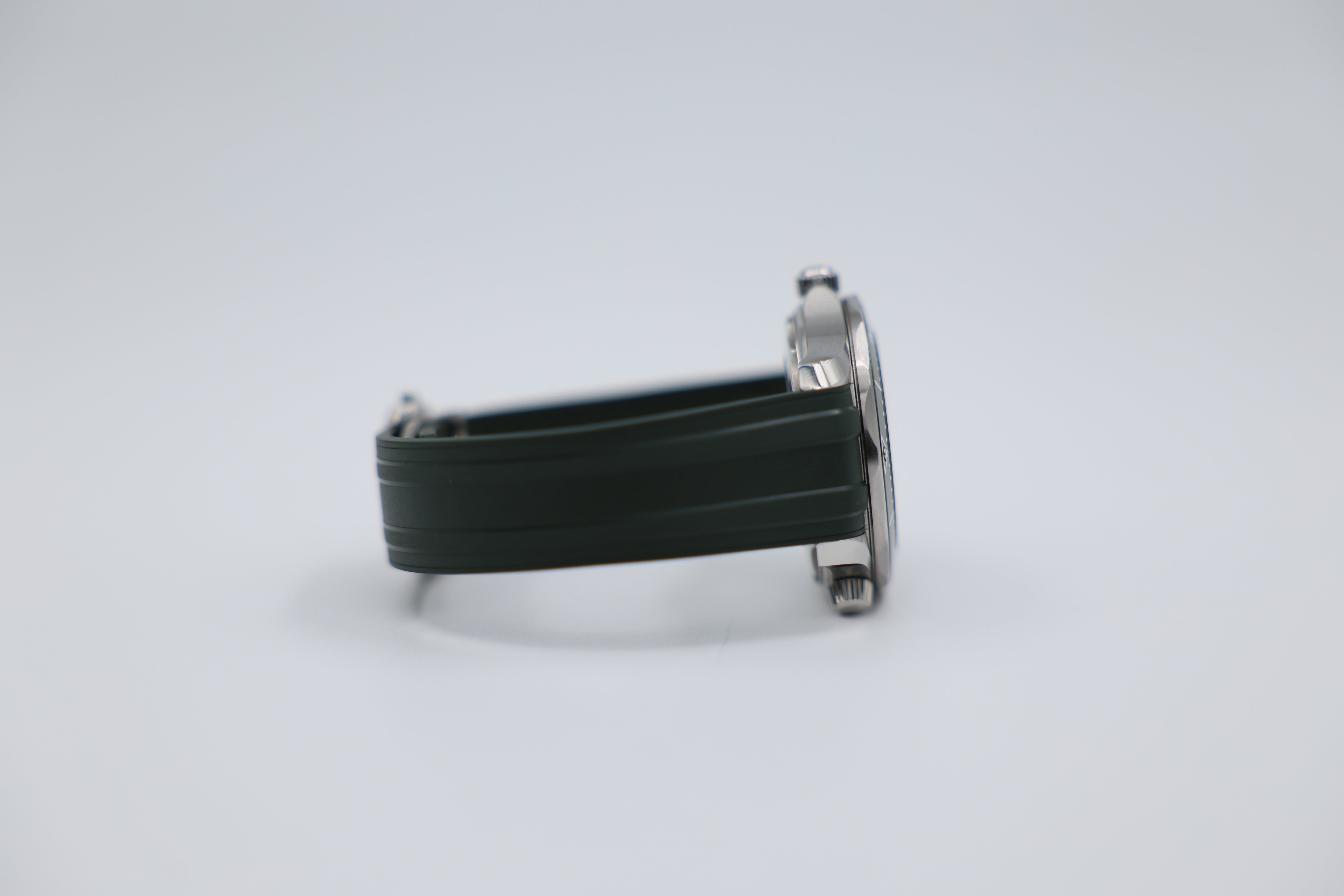 Omega - Seamaster - 21032422010001 - Green