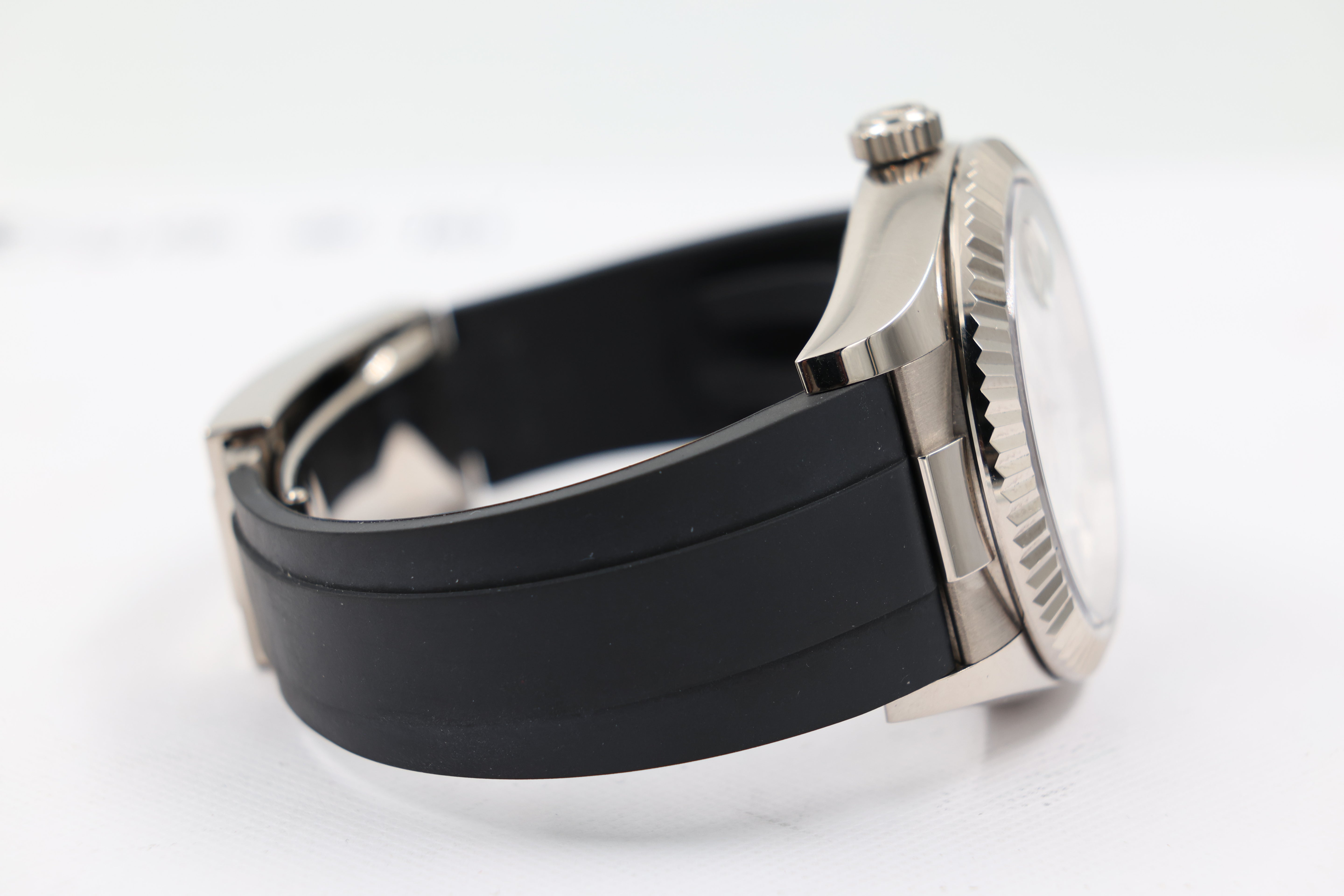 Rolex - Sky-Dweller - White Dial - 336239 - 2023