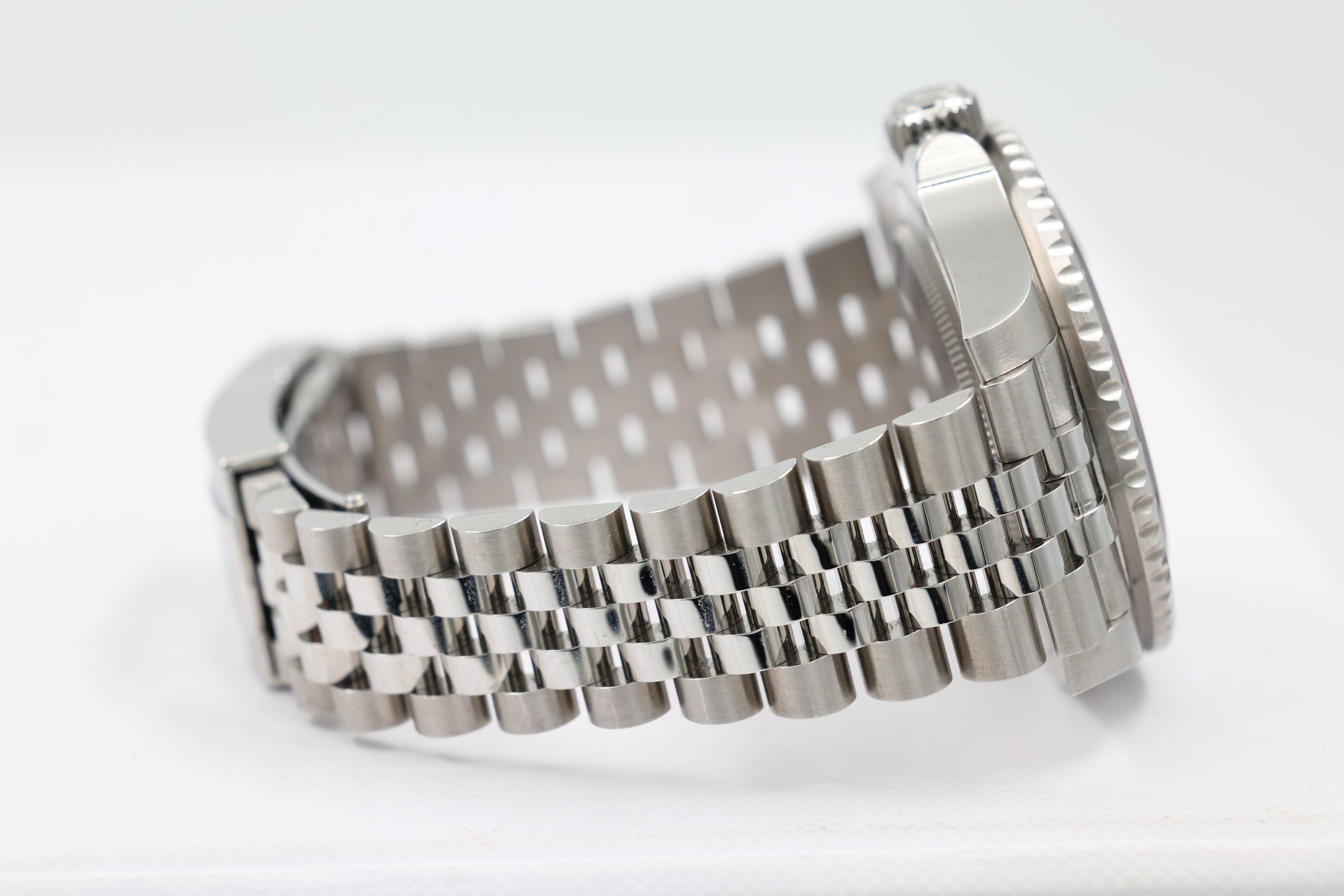 Rolex - GMT-Master II - "Pepsi" - 126710BLRO - 2024