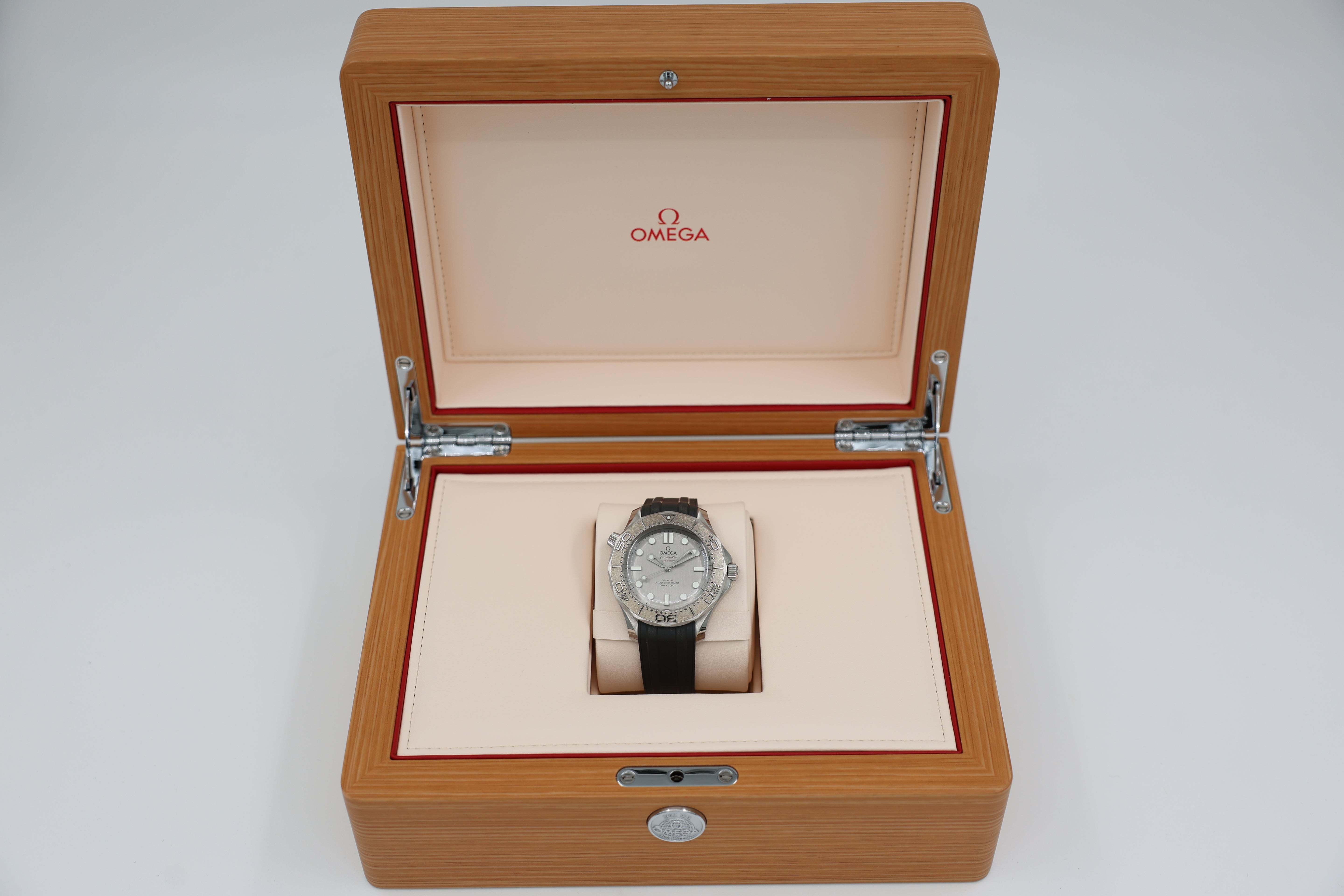 Omega - Seamaster Diver 300 - Grey Slate Dial - 210.32.42.20.06.002 - 2024