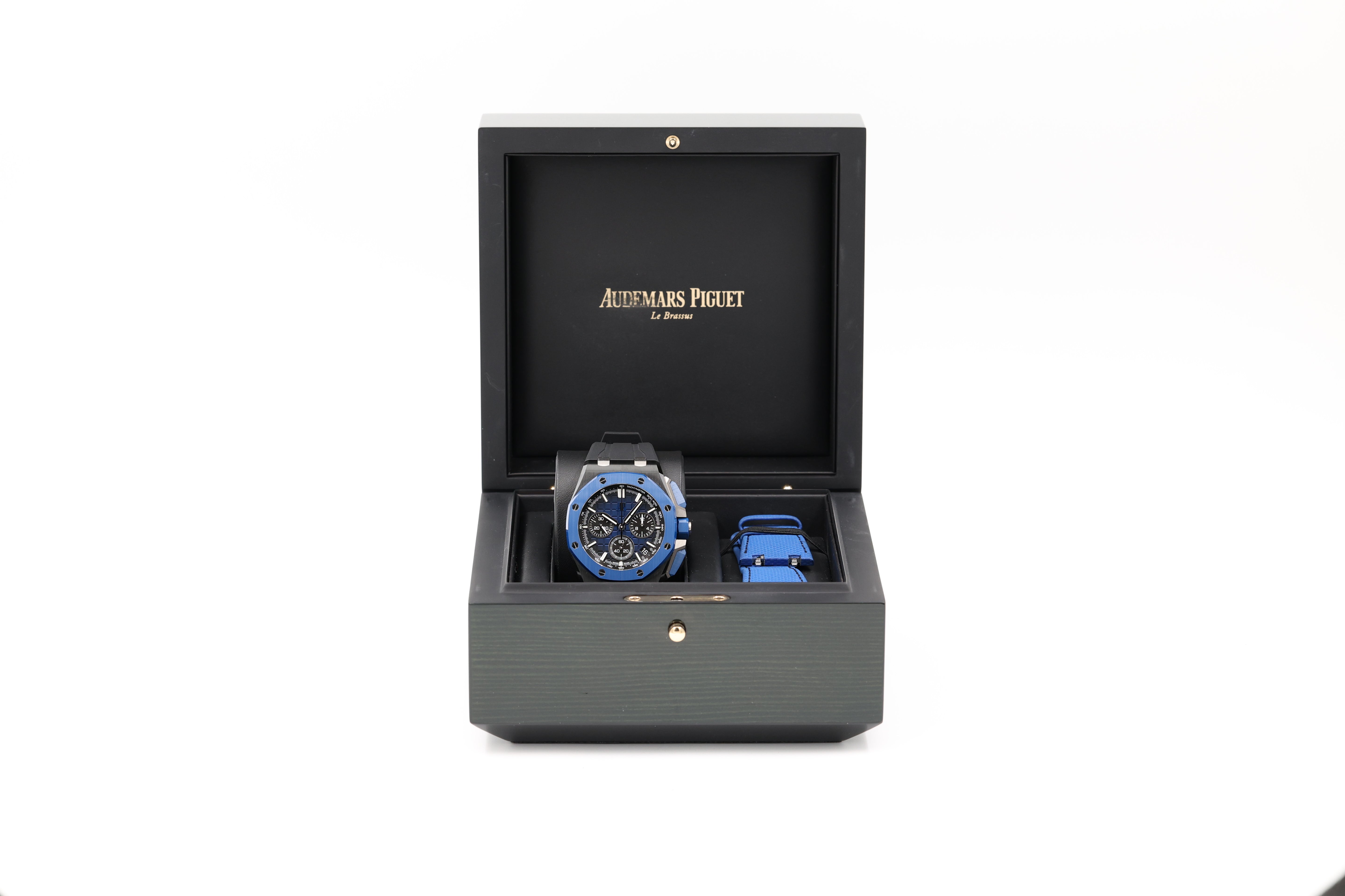 Audemars Piguet - Royal Oak Offshore - Blue Dial - 26420CE - 2024