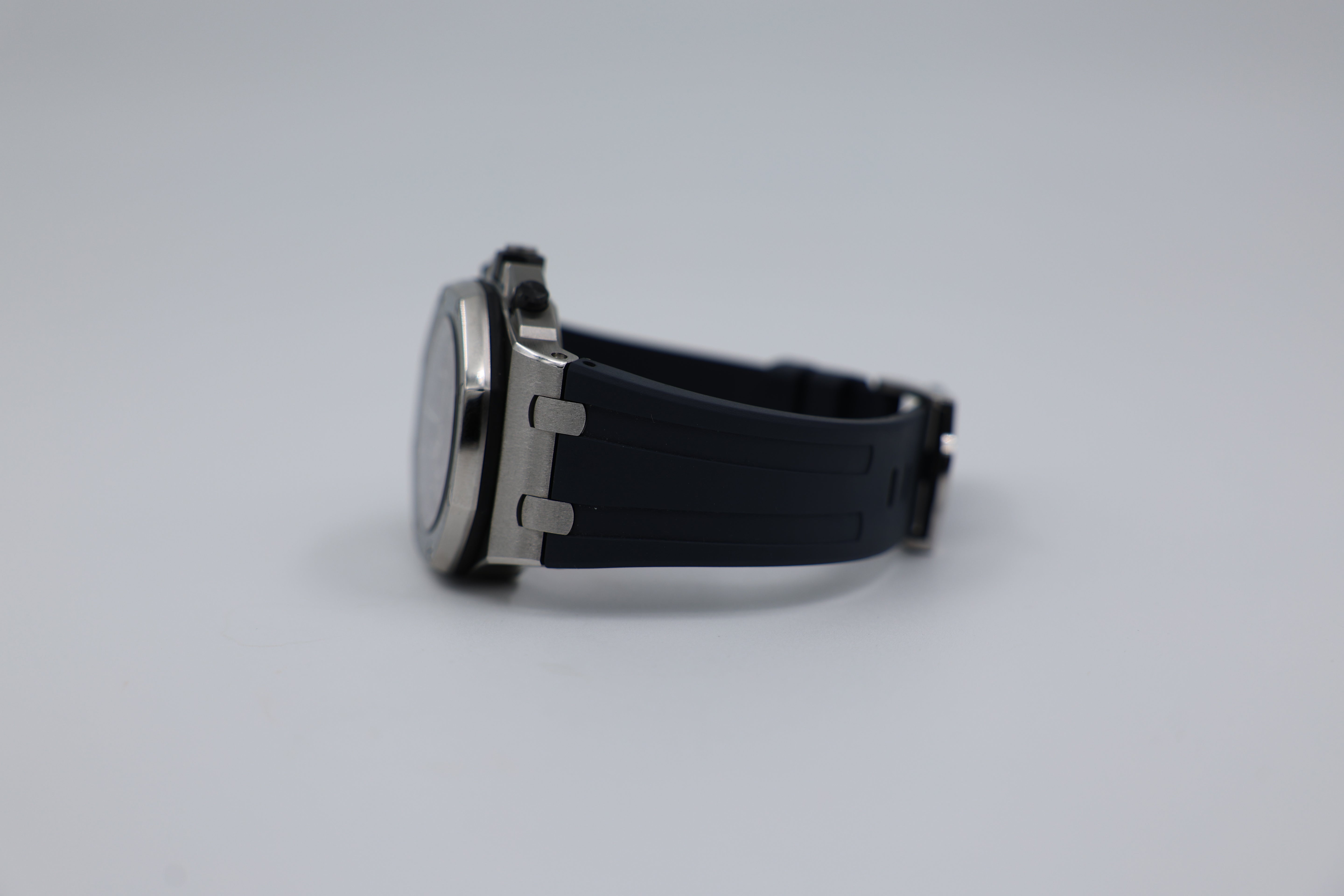 Audemars Piguet - Offshore Havana - 26470ST.OO.A820CR.01