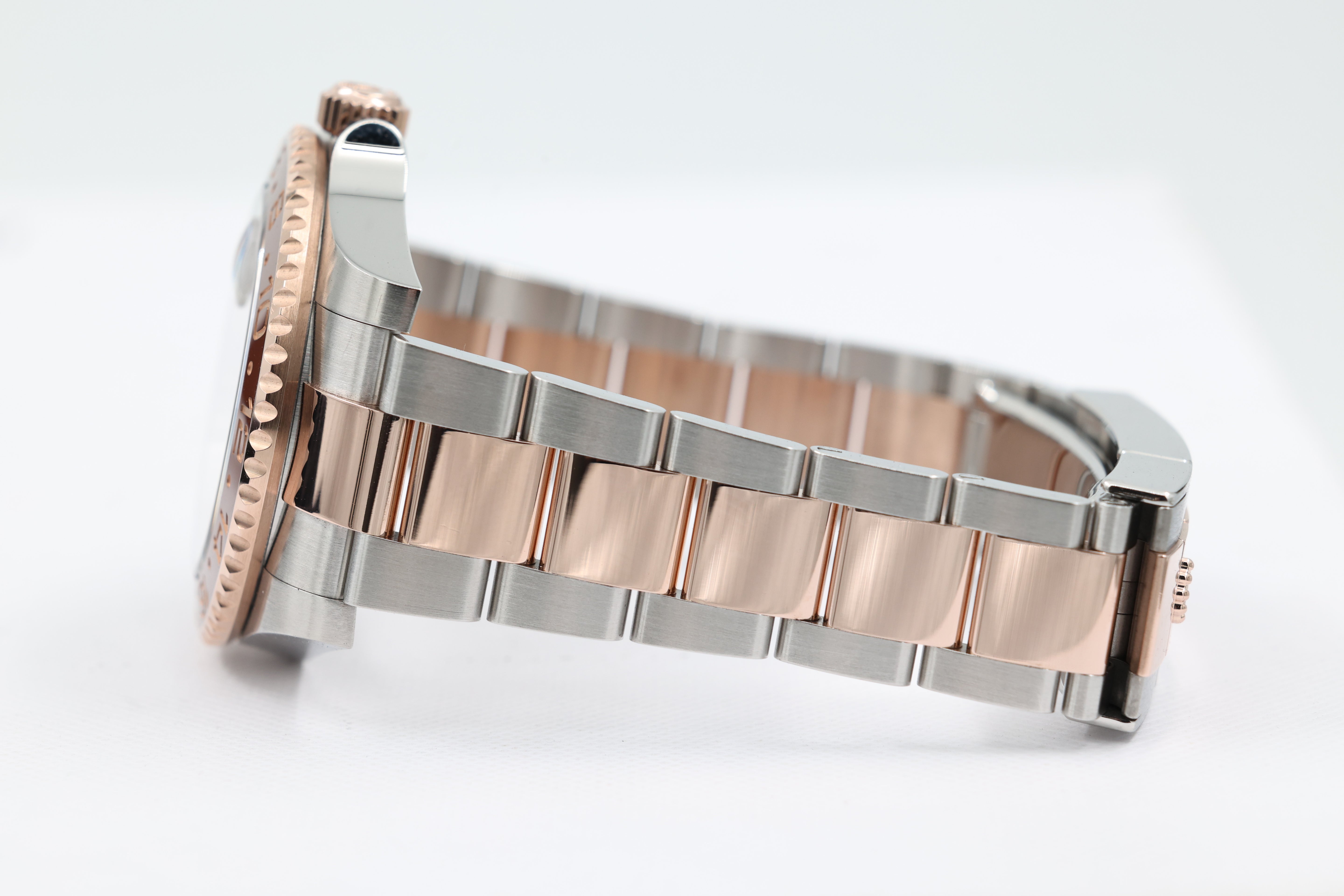 Rolex - GMT-Master II - "Rootbeer" - 126711CHNR - 2024