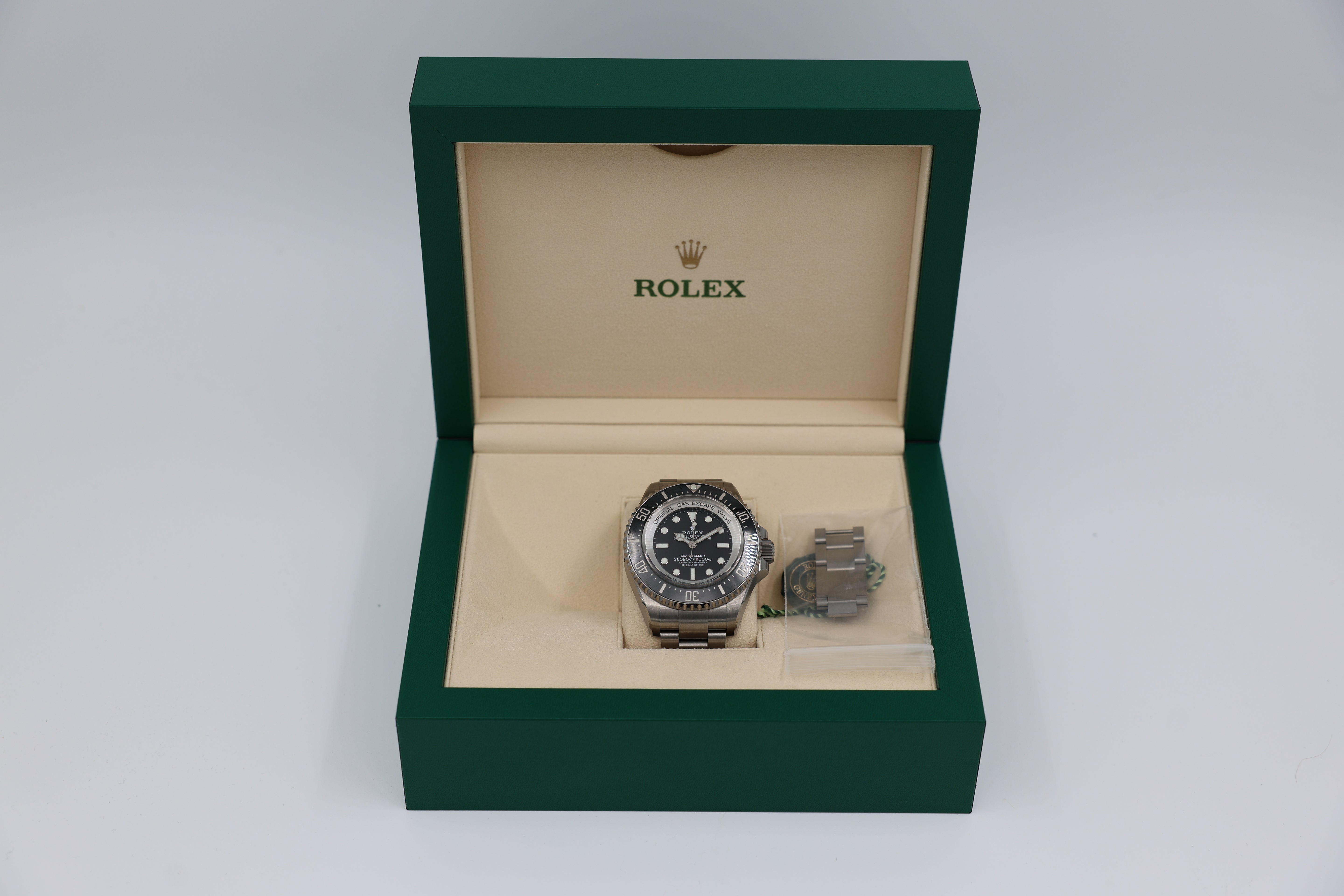 Rolex - Sea-Dweller Deepsea - 126067 - 2022 - Black