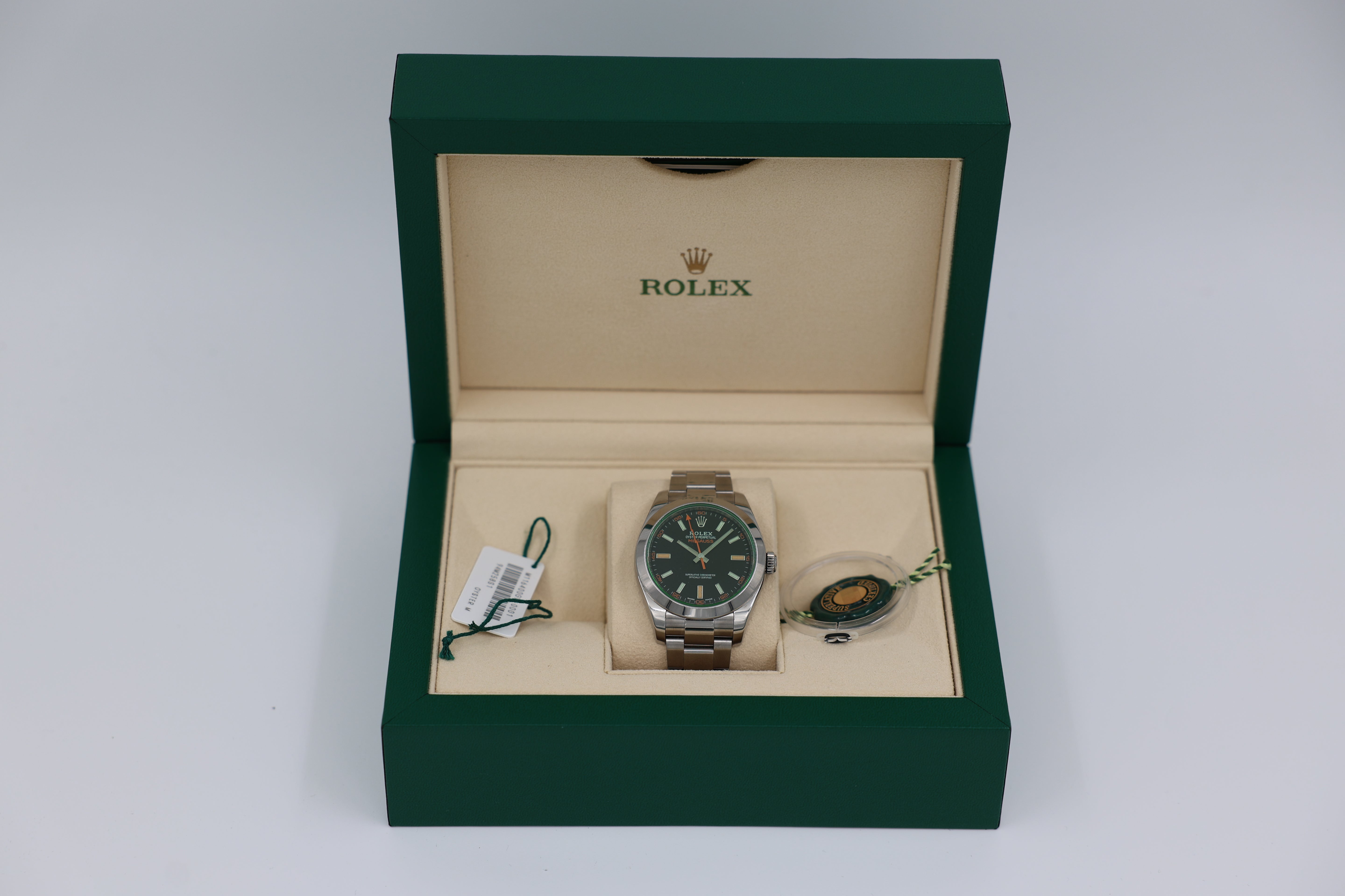 Rolex - Milgauss - 116400GV - Dial Black - 2022
