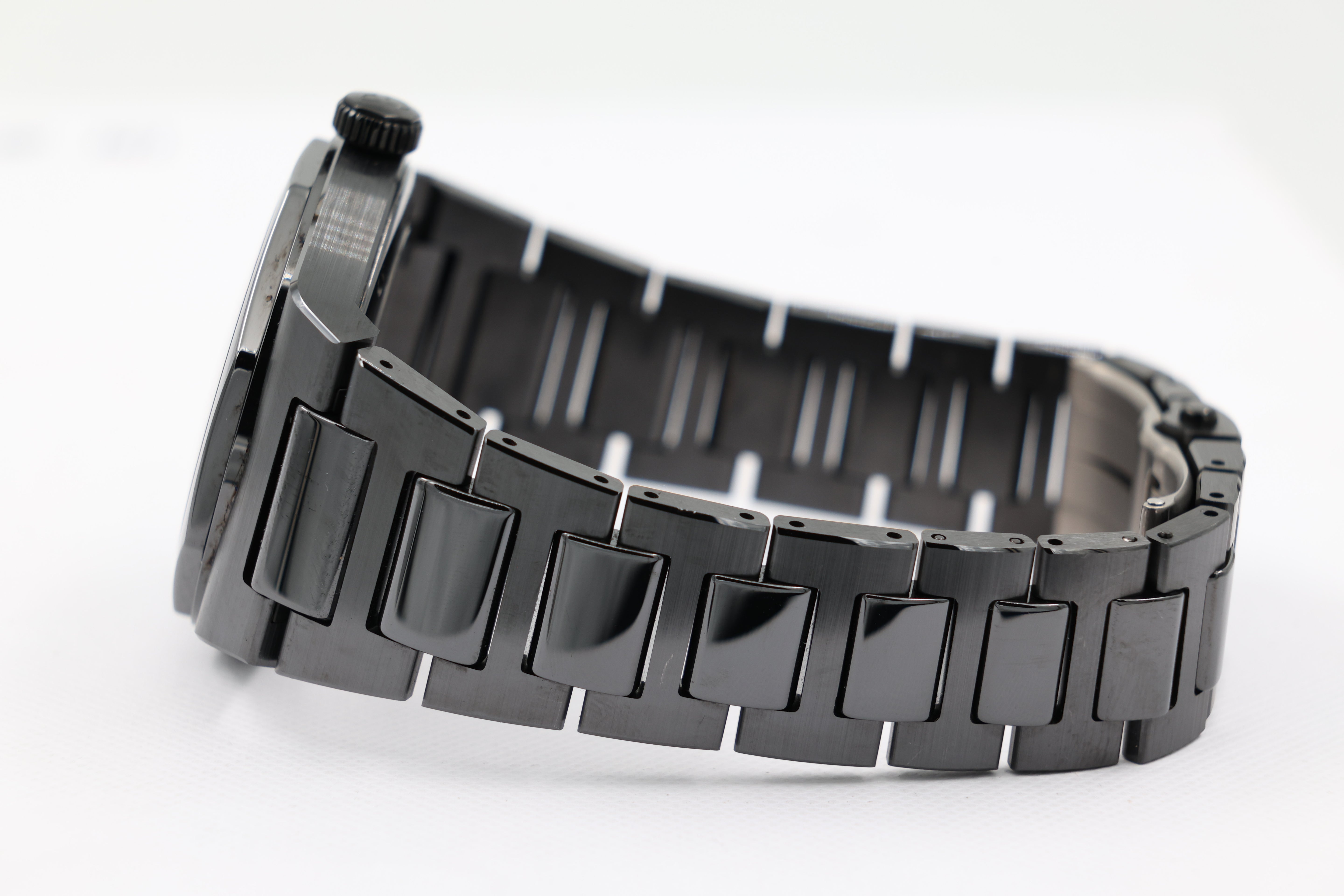 Girard-Perregaux - Laureato Black Ceramic - Black Skeleton Dial - 81015-32-001-32A - 2022