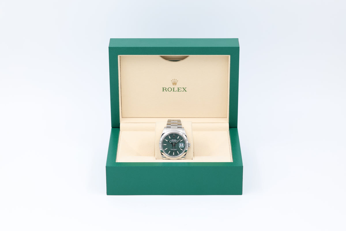 Rolex - Datejust – Green motif – 126300 – 2023