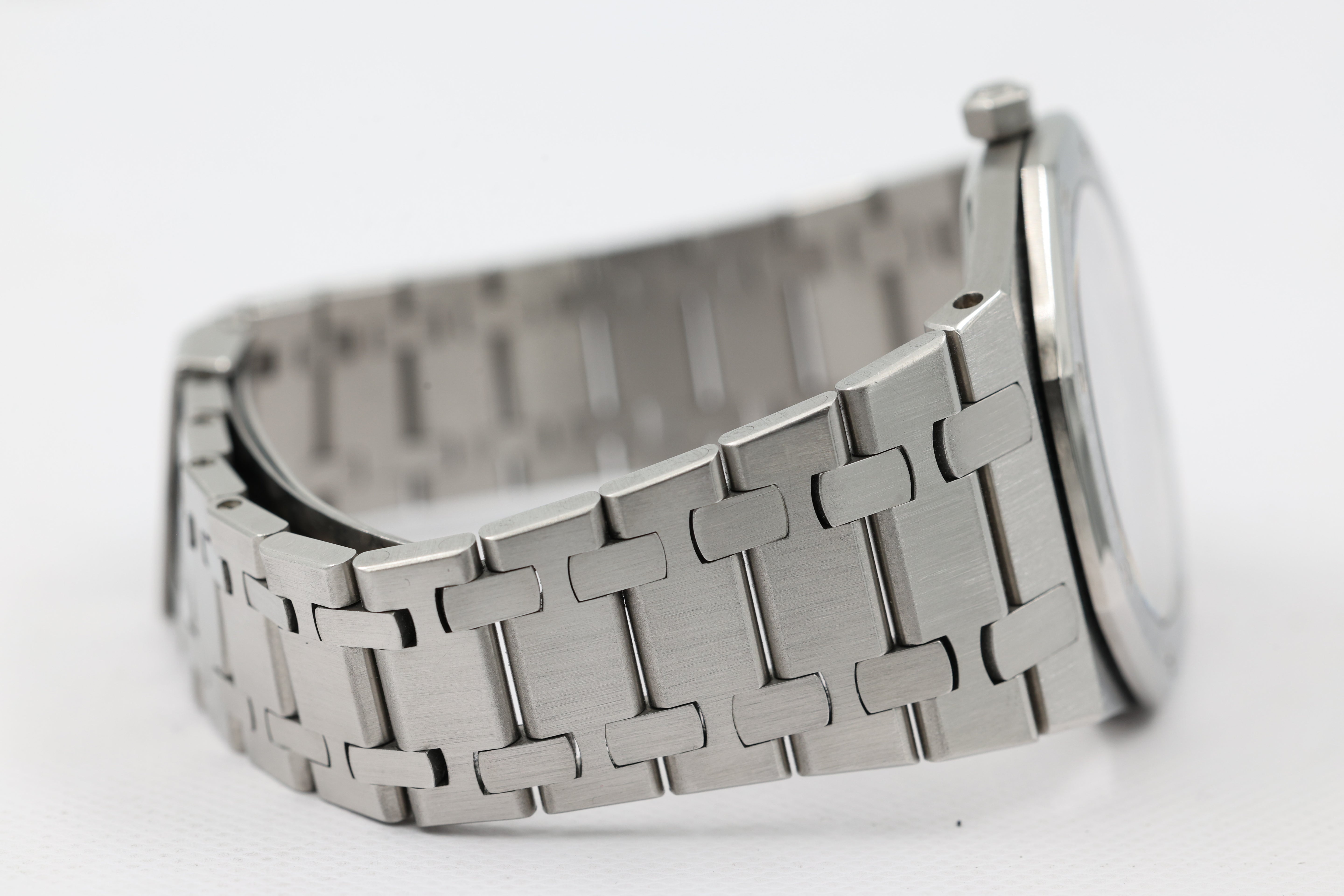 Audemars Piguet - Royal Oak - Black Dial - 56175ST