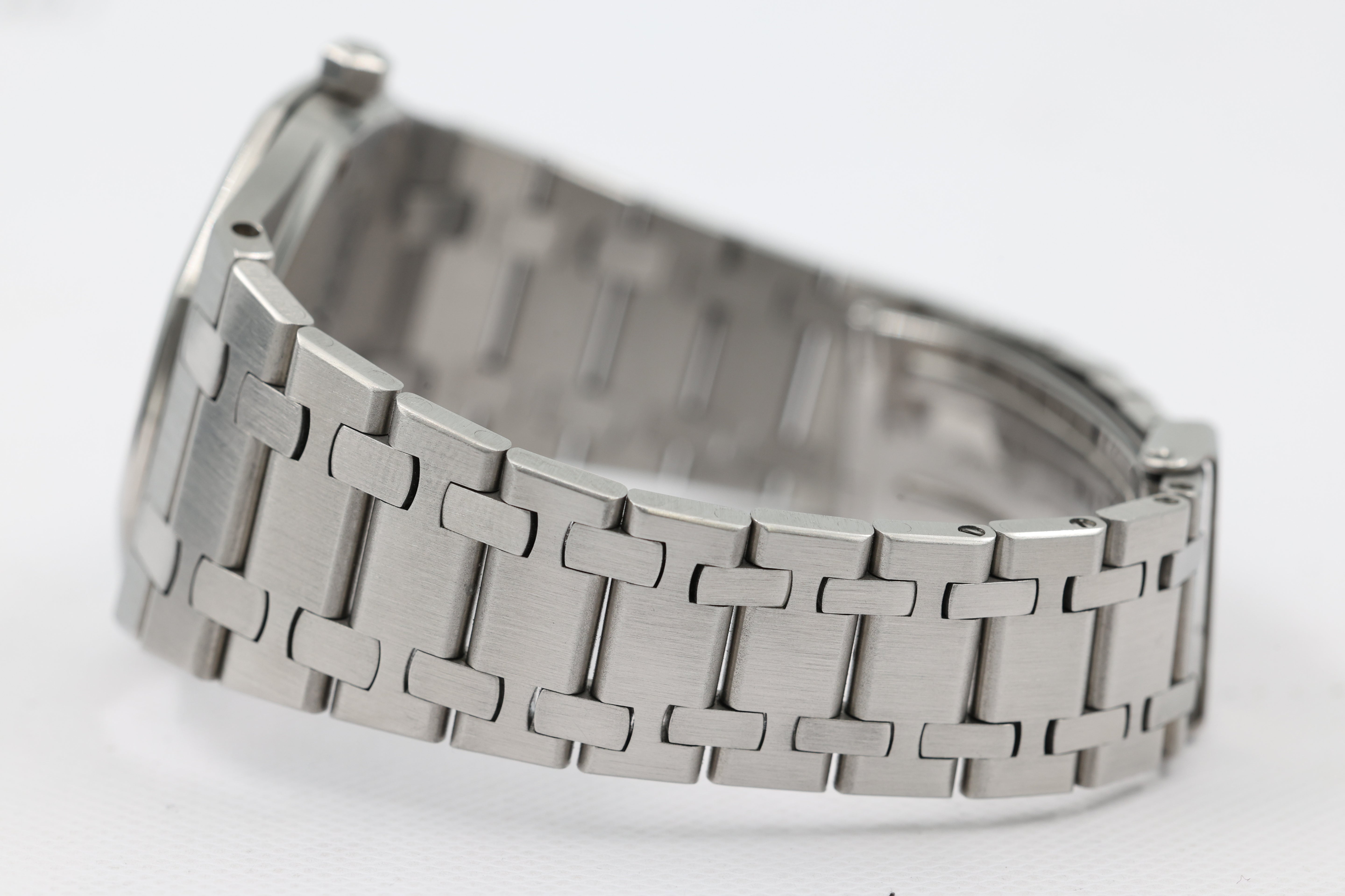 Audemars Piguet - Royal Oak - Black Dial - 56175ST