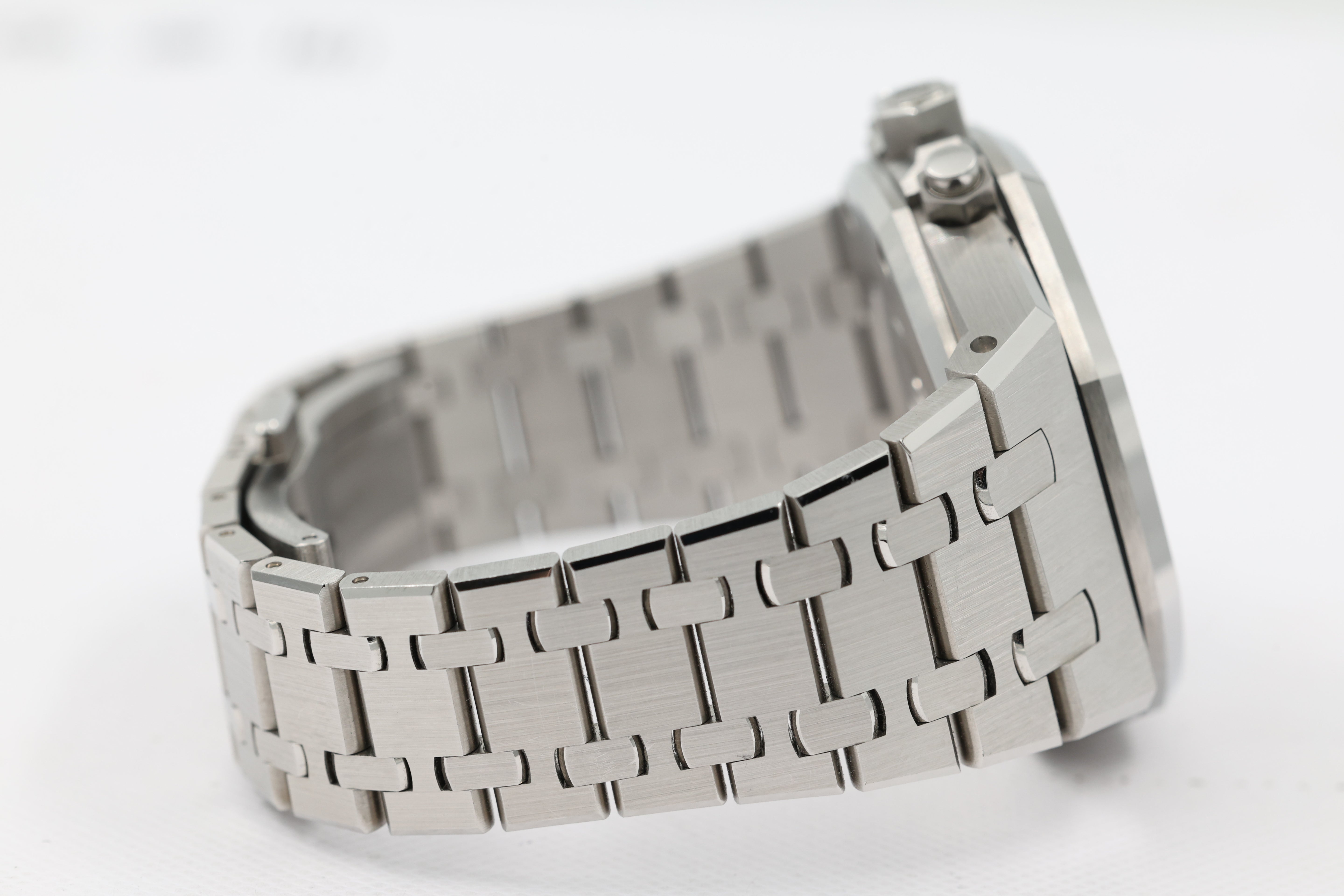 Audemars Piguet - Royal Oak Chronograph - Blue Dial - 26715ST - 2025