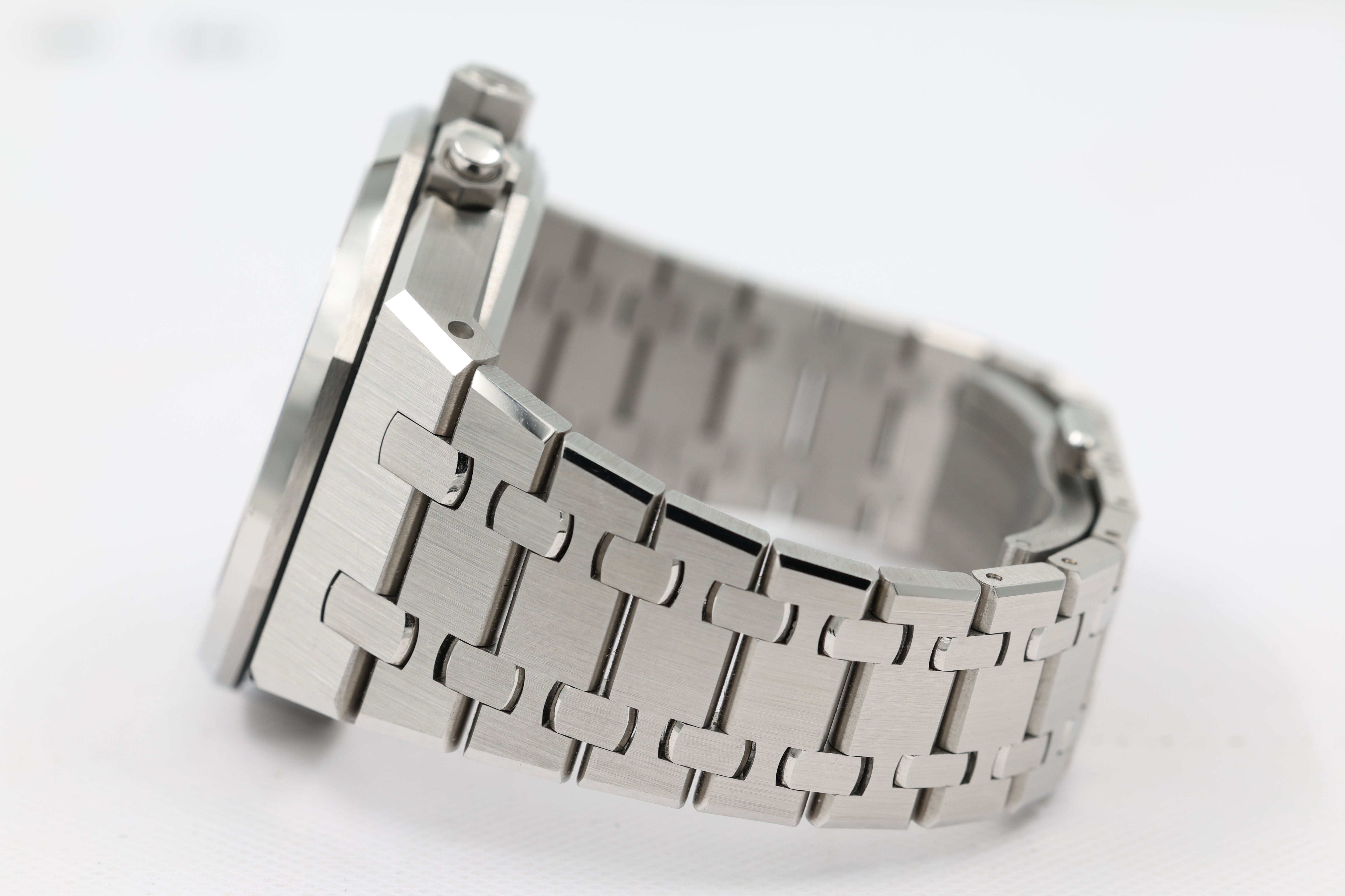 Audemars Piguet - Royal Oak Chronograph - Blue Dial - 26715ST - 2025