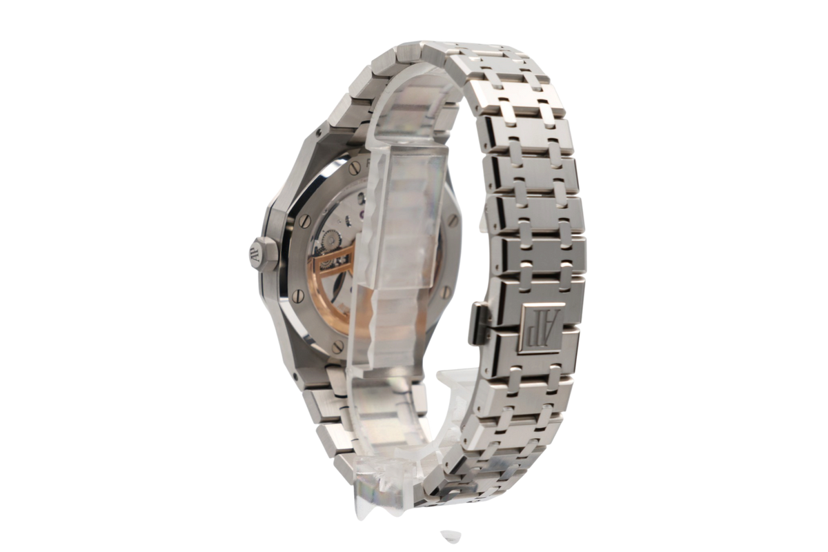 Audemars Piguet - Royal Oak – Black – 15500ST – 2021