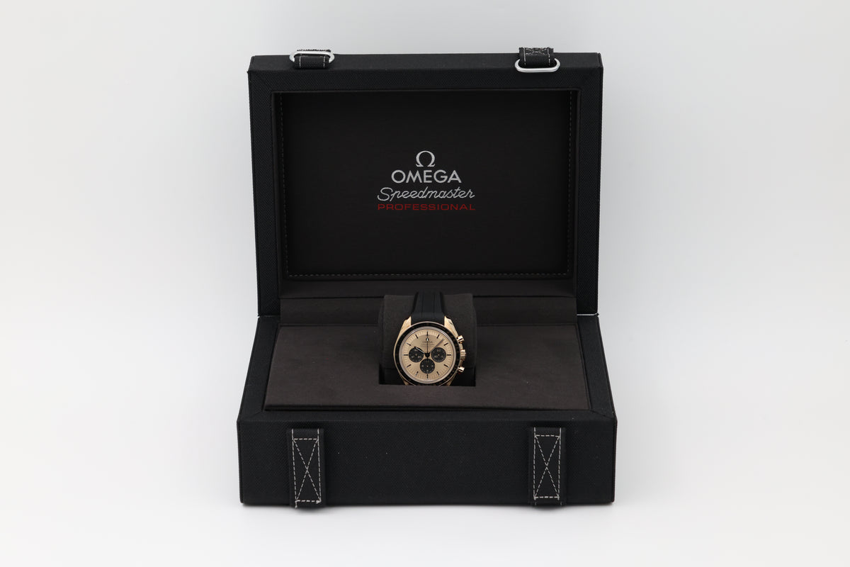 Omega - Speedmaster – Gold – 310.62.42.50.99.001 – 2024