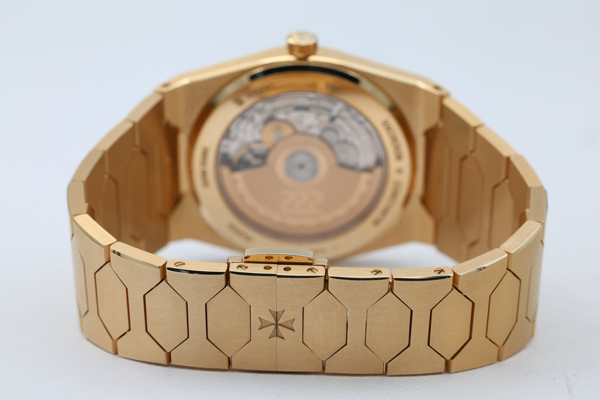 Vacheron Constantin - Historiques 222 – Gold – 4200H/222J-B935 – 2026