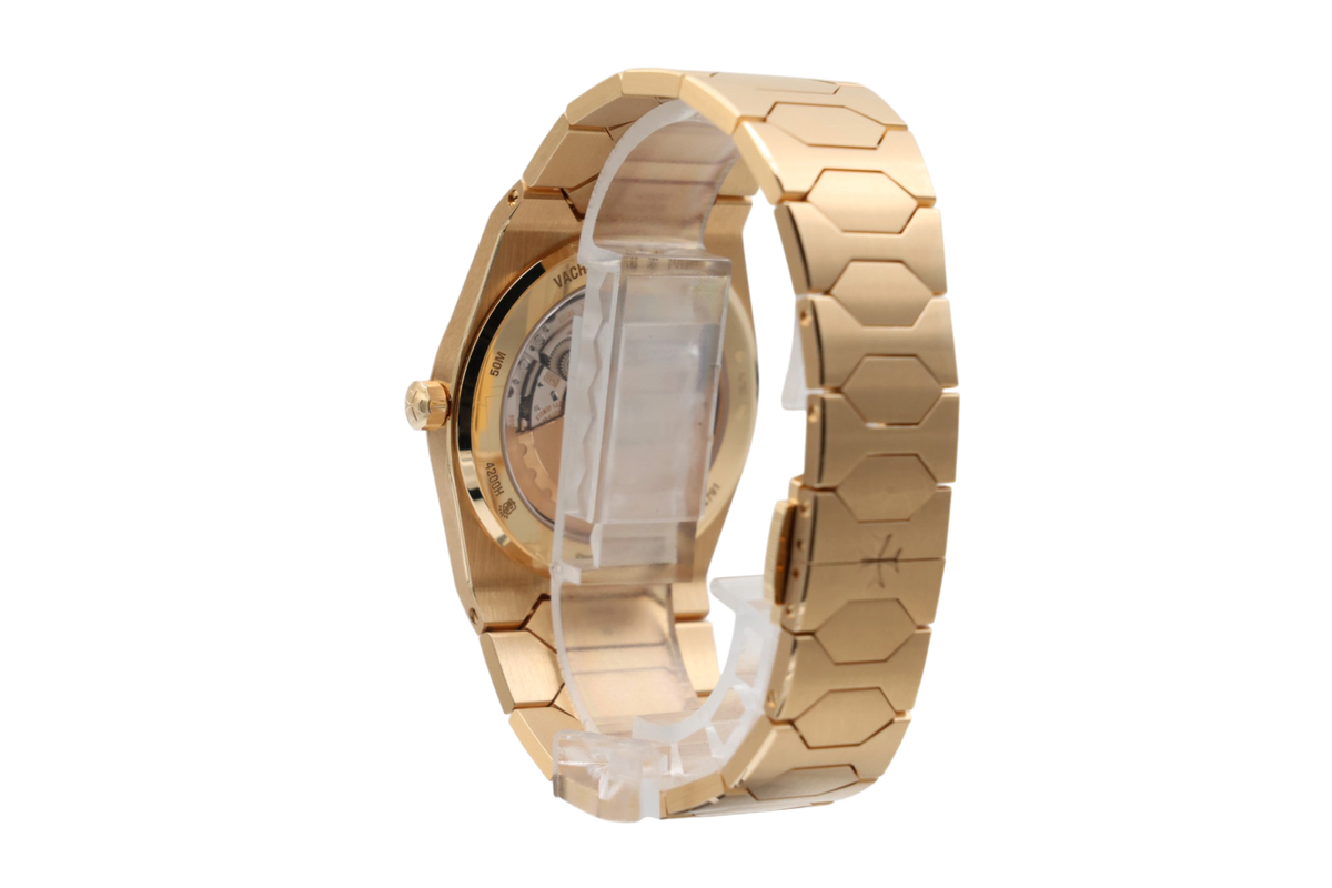 Vacheron Constantin - Historiques 222 – Gold – 4200H/222J-B935 – 2026