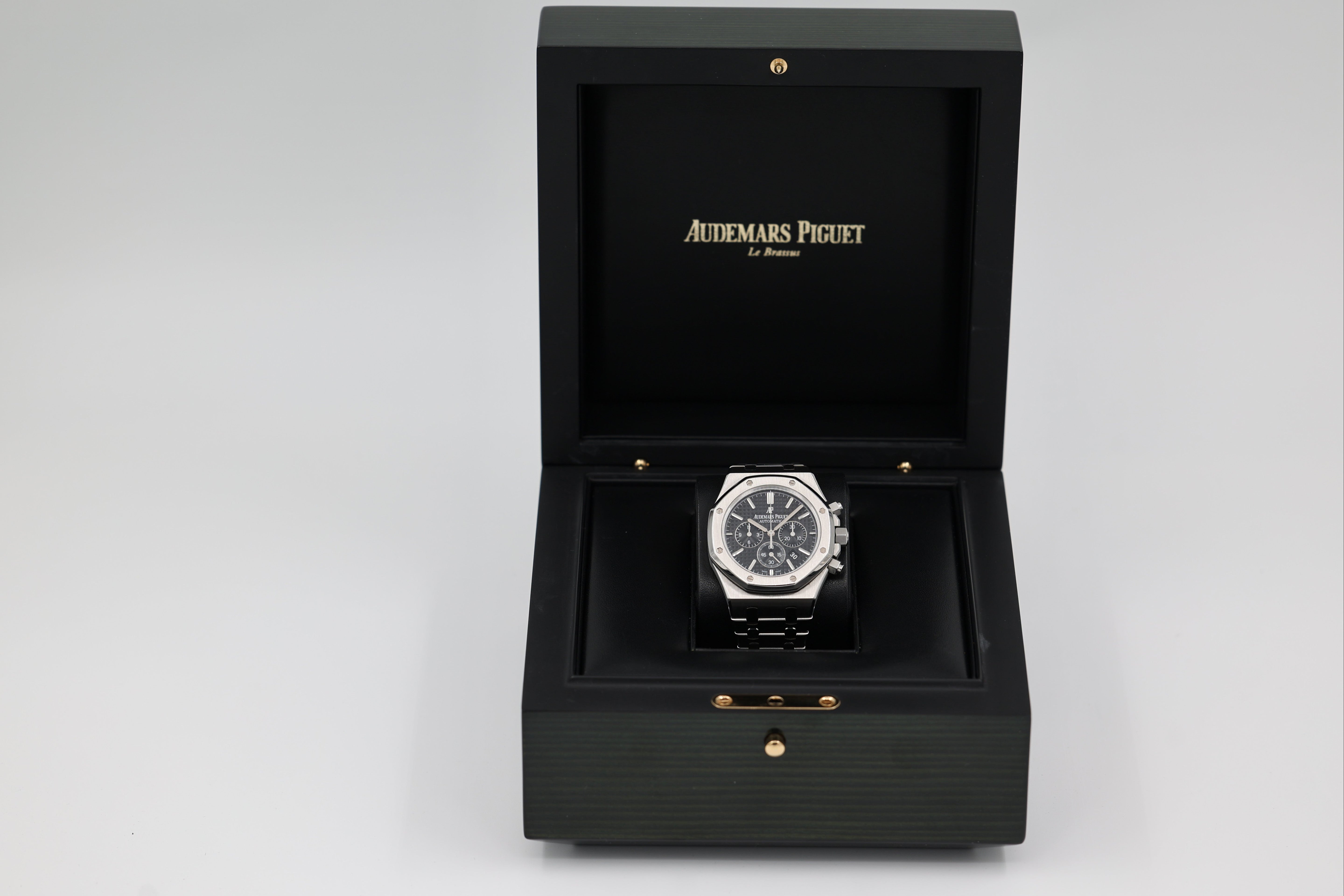 Audemars Piguet - Royal Oak - Black Dial - 26320ST - 2015