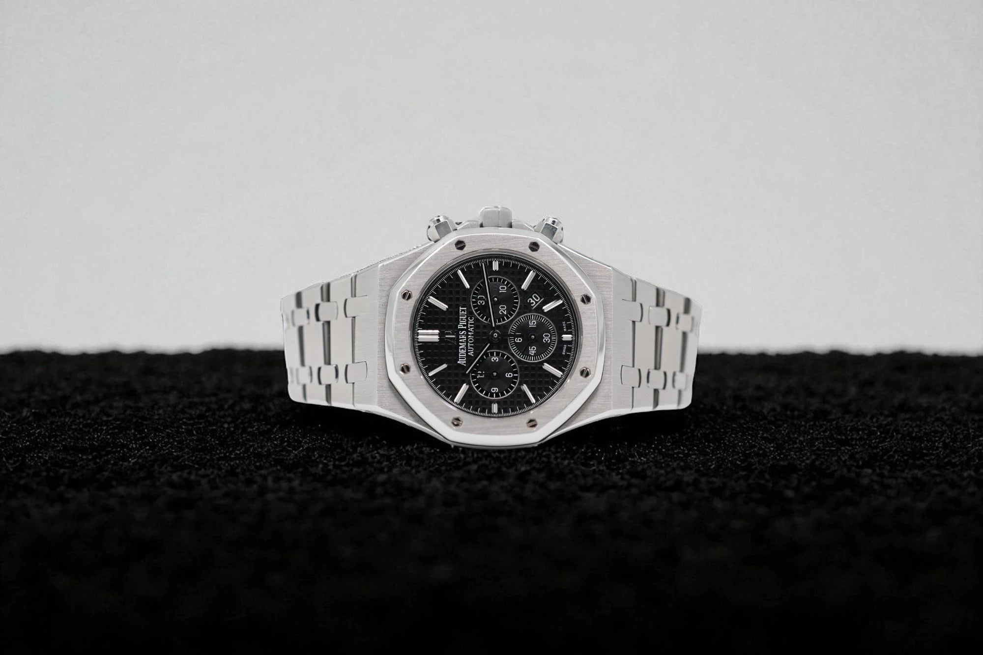 Audemars Piguet - Royal Oak - Black Dial - 26320ST - 2015