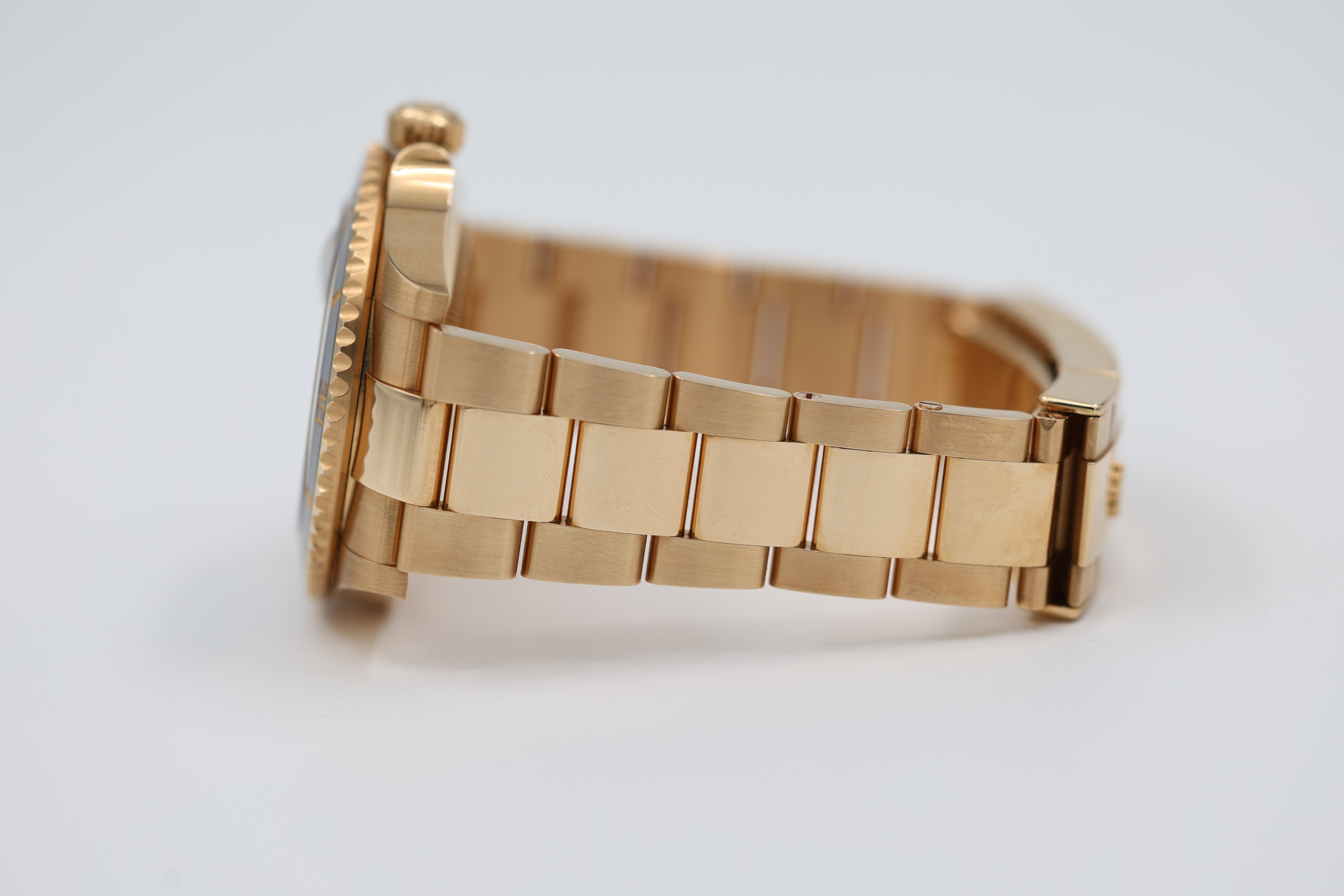 Rolex - Submariner Date - Black Dial - 126618LN