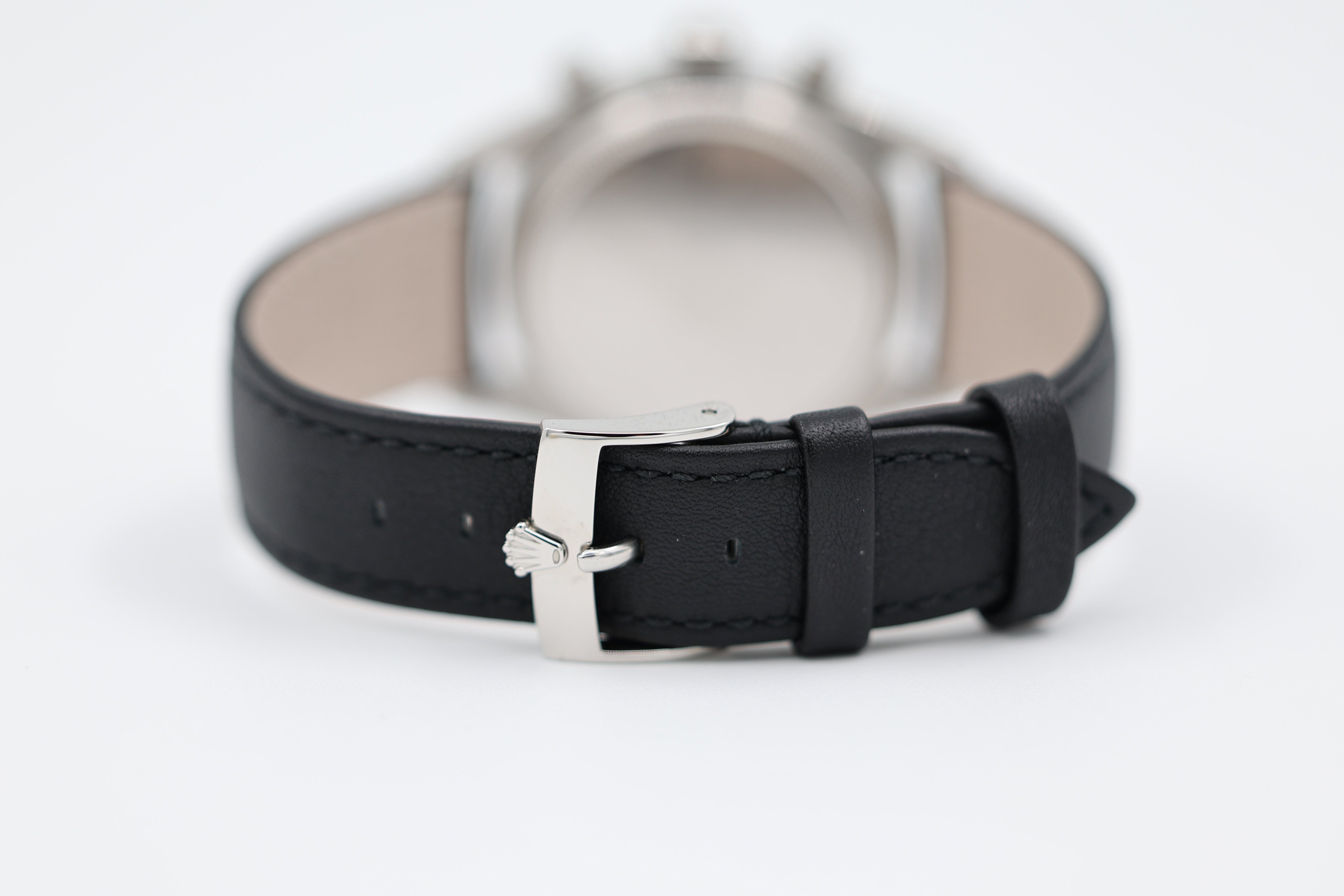 Rolex - Pre-Daytona Chronograph - Black Dial - 6238