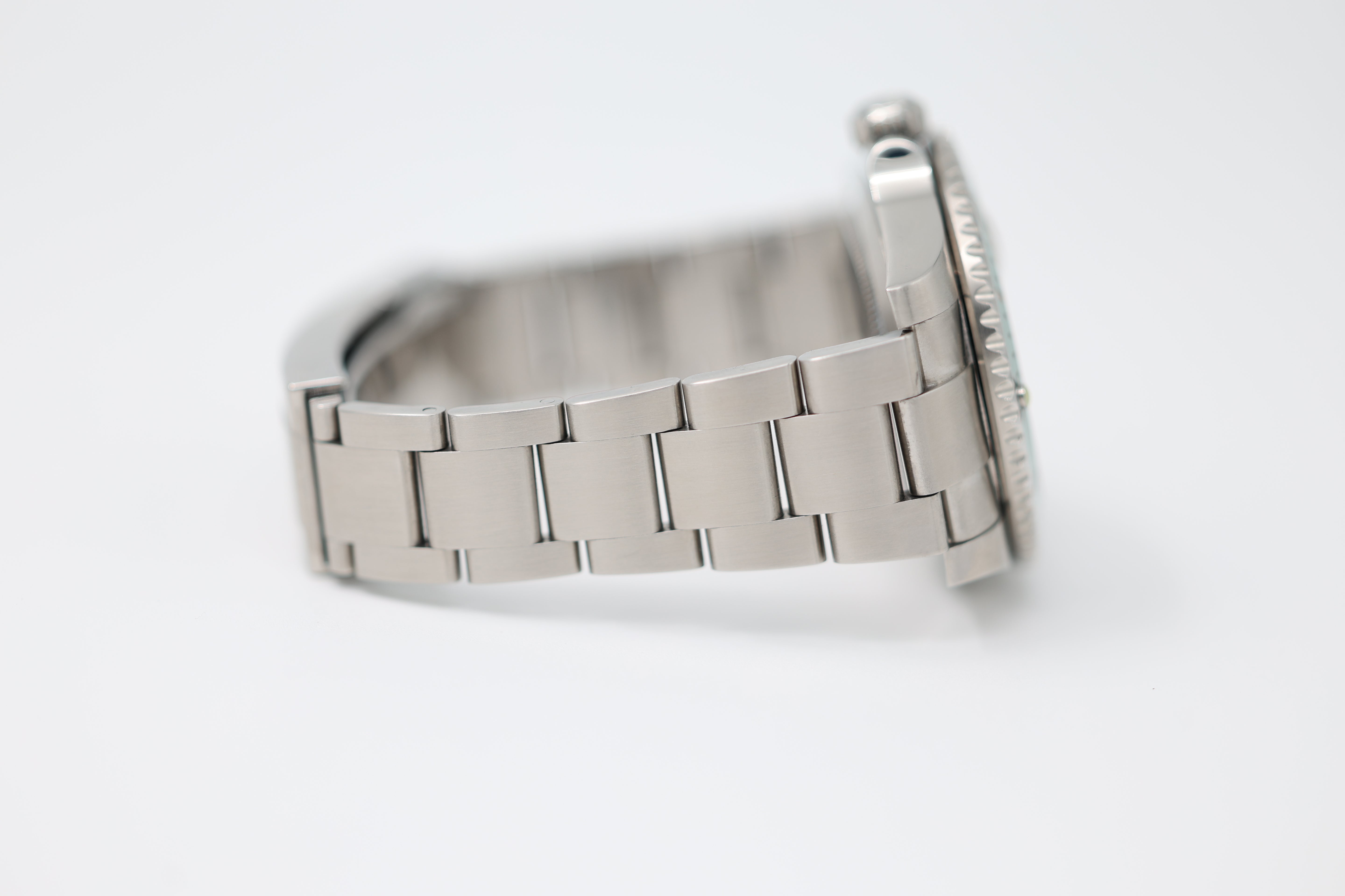 Rolex - Submariner Date - "Hulk" - 116610LV