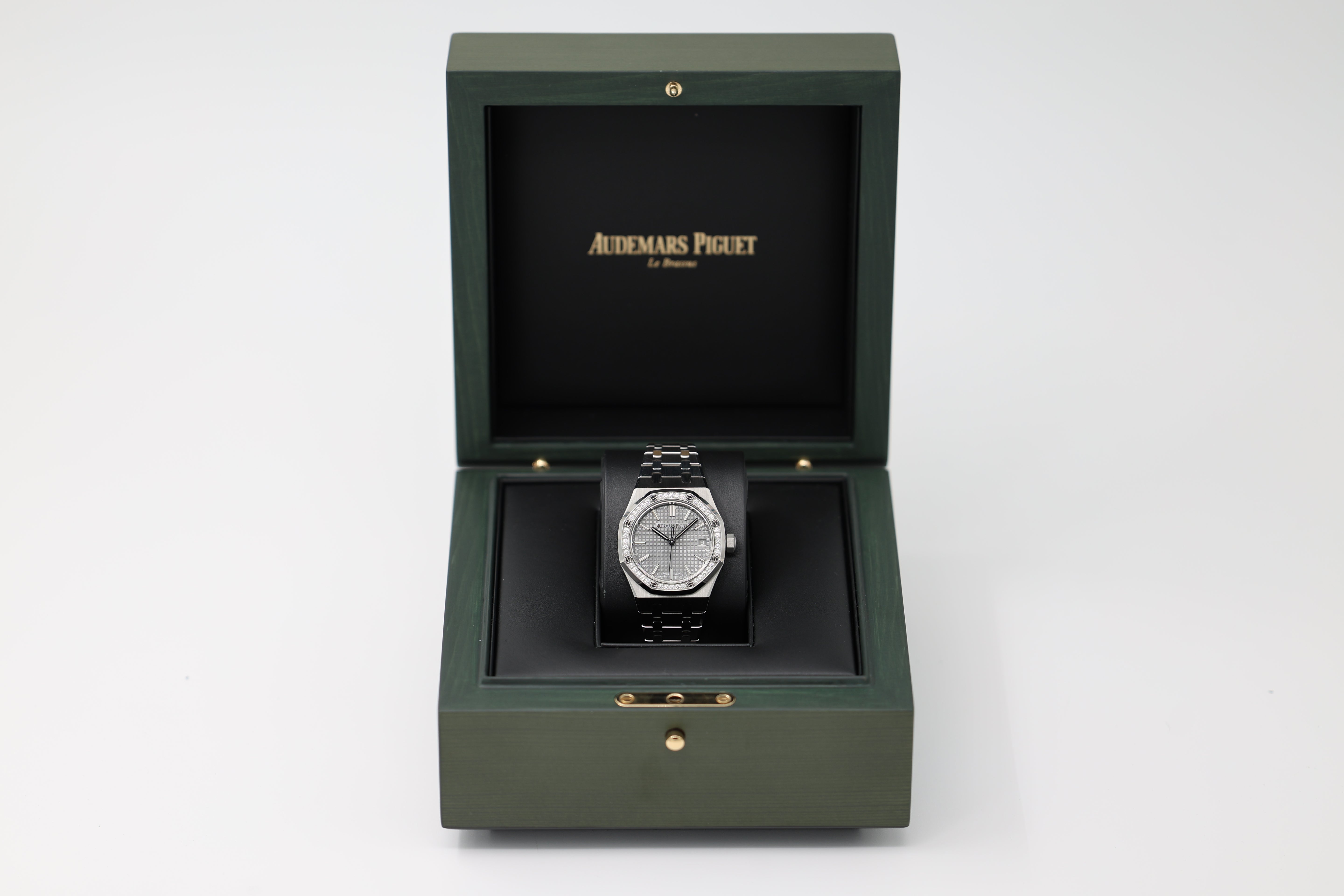 Audemars Piguet - Royal Oak - Grey Dial - 15551ST - 2022