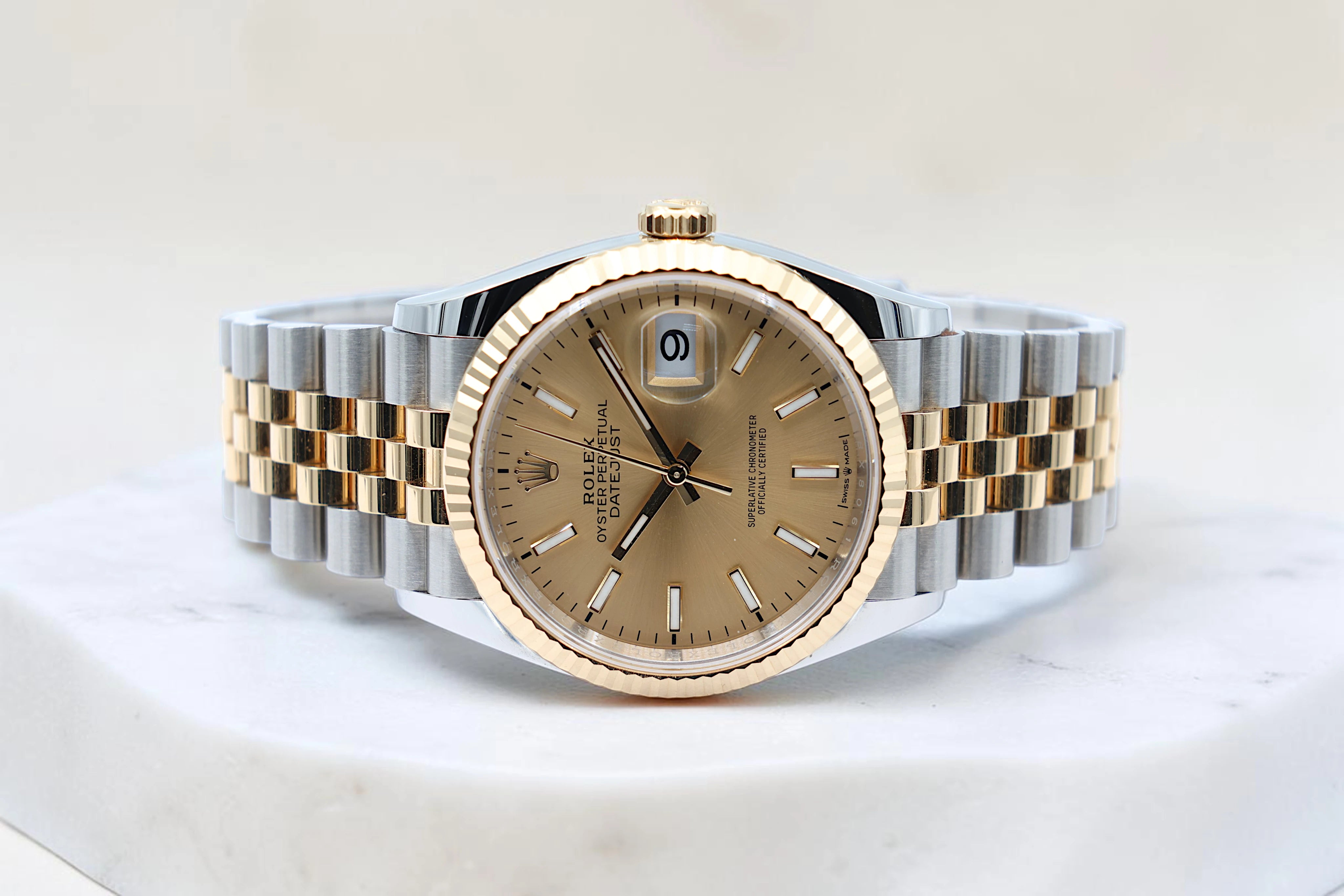 Rolex - Datejust – Champagne – 126233 – 2026