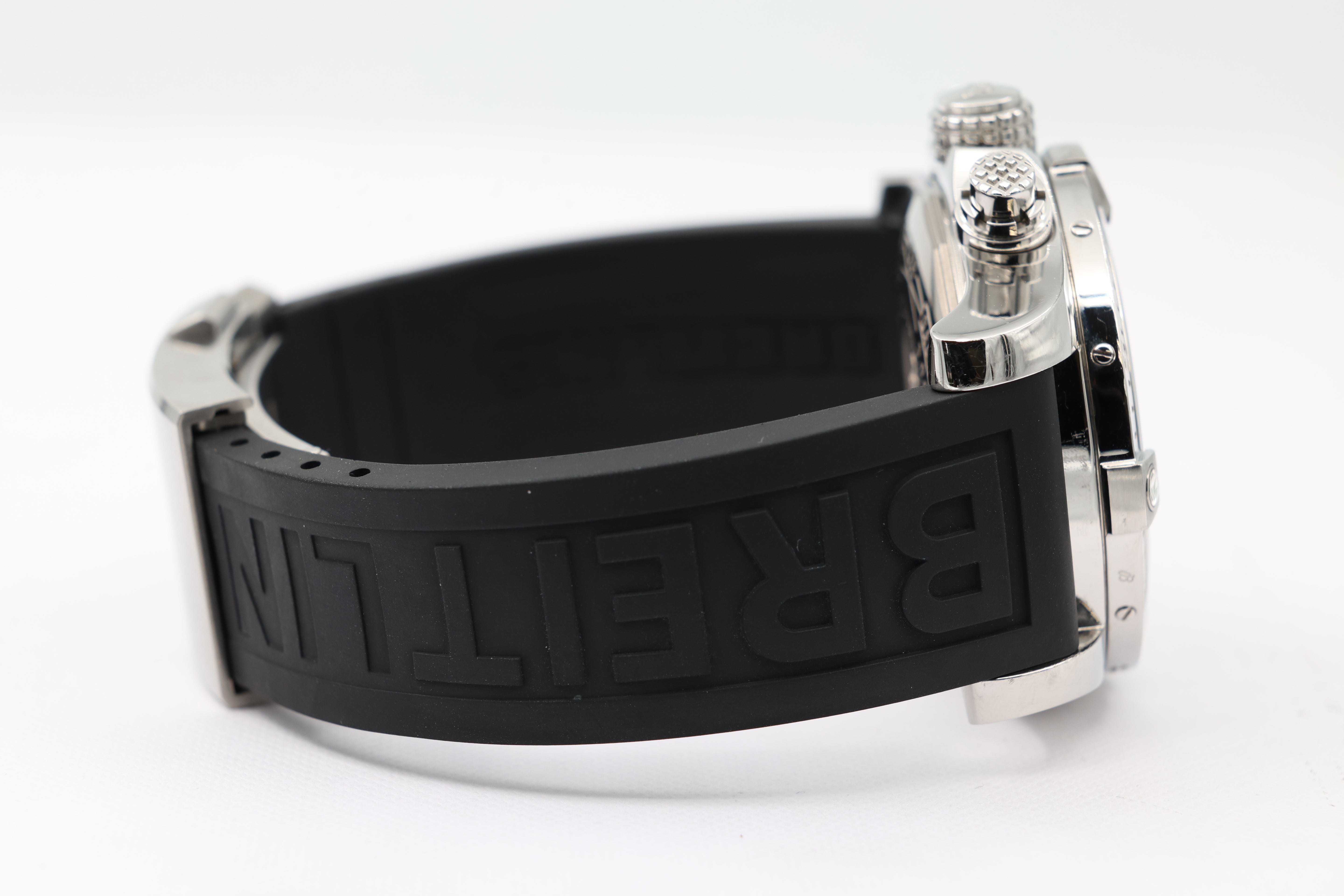Breitling - Avenger – Black – A13380 – 2000