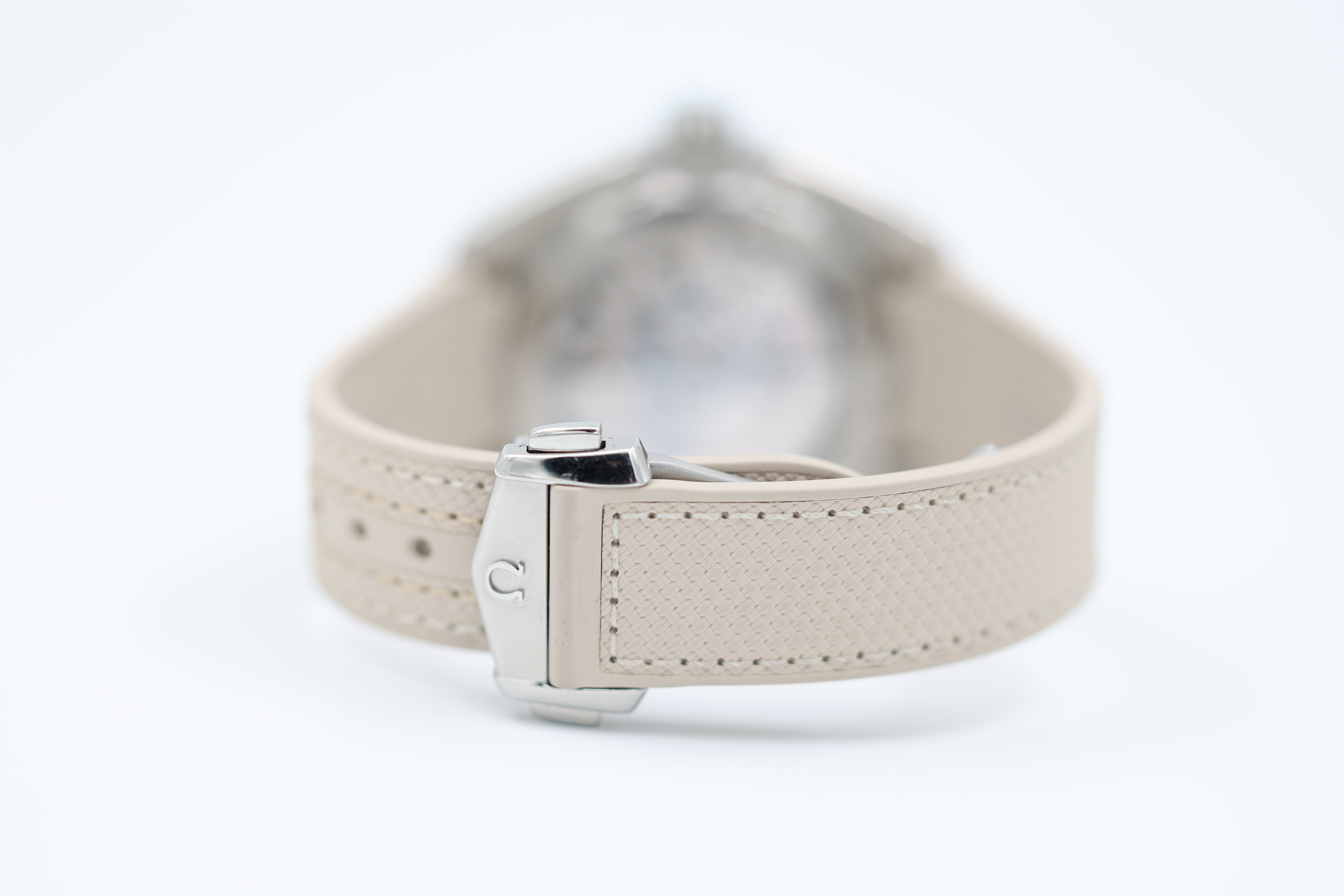Omega - Seamaster Planet Ocean - Sand Dial - 215.32.44.21.09.001 - 2024