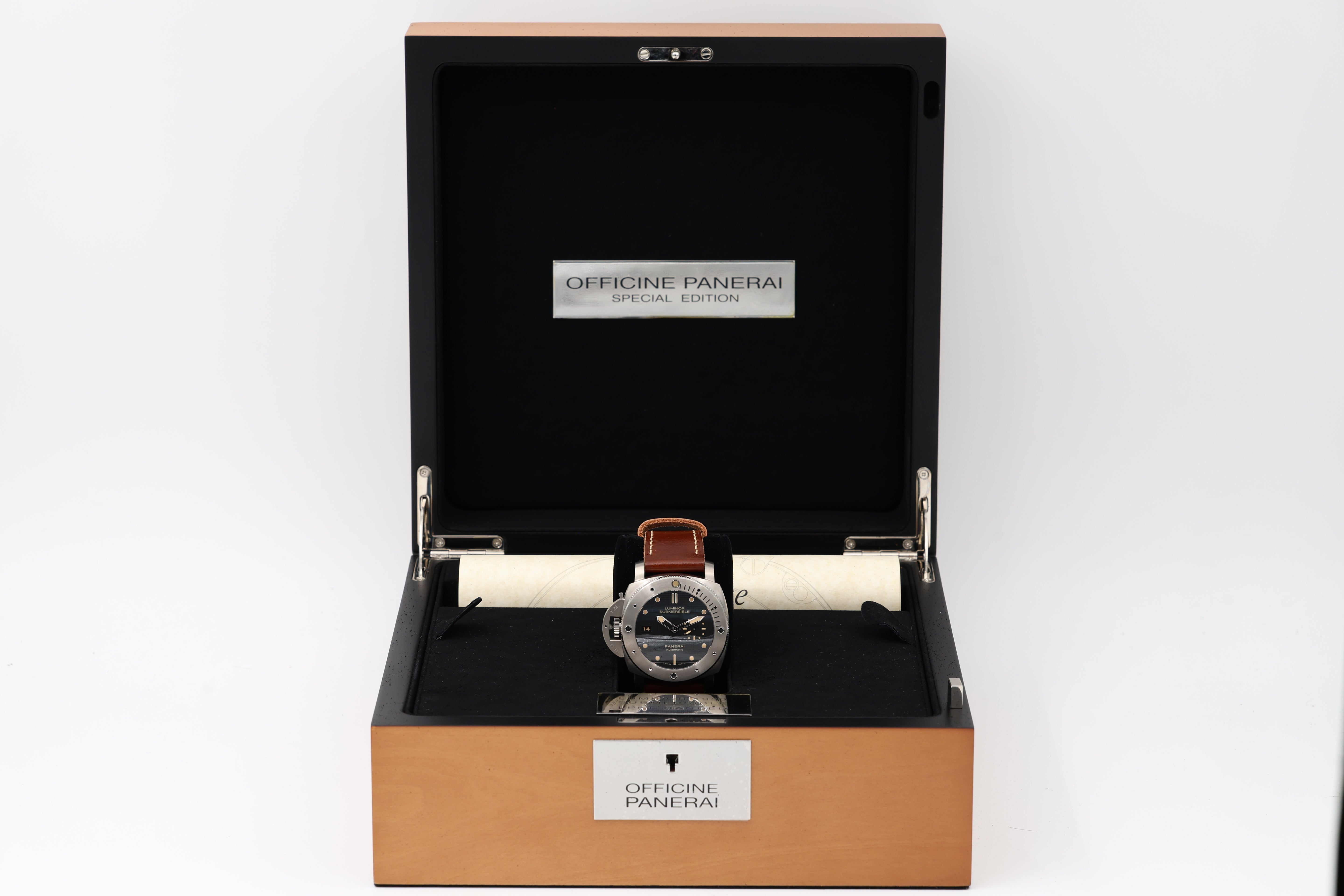 Panerai - Luminor Submersible – "Destro" – PAM00569