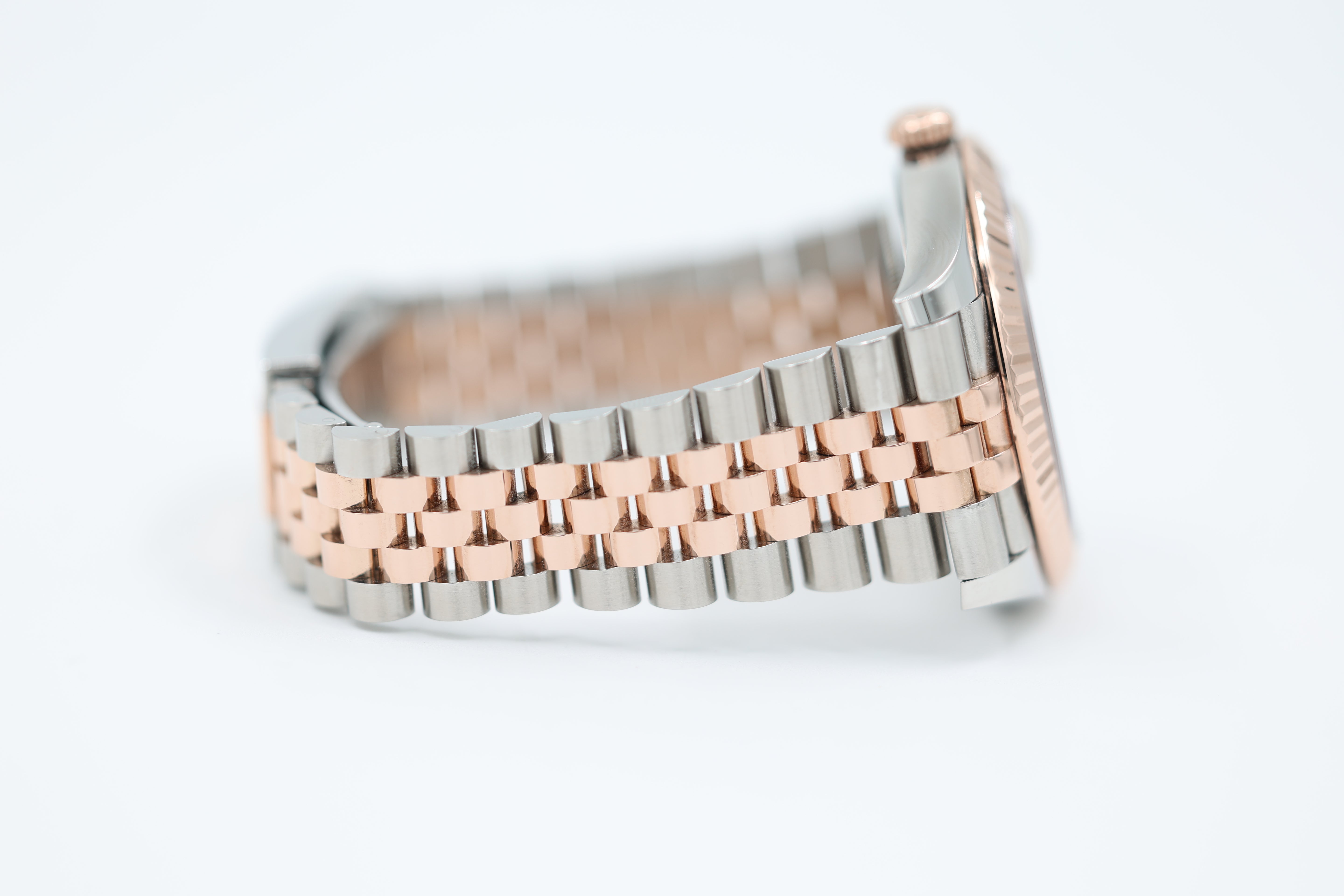 Rolex - Datejust - Sundust Diamond Dial - 126331 - 2016
